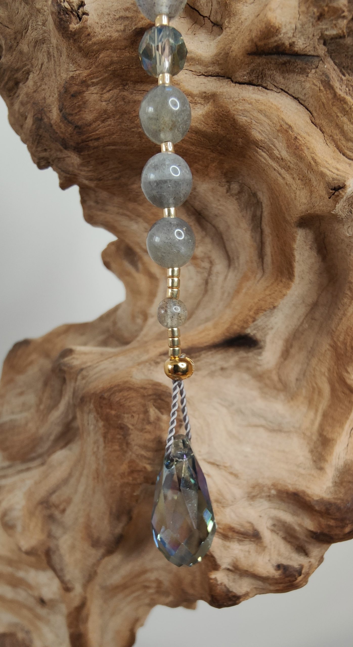 Fontenilles, Toulouse, L'Isle jourdain, Gers, Haute Garonne, souffle zen, bijoux zen, création personnalisée, Bague, Boucle d'oreille, Bracelet, Talisman, Collier, Suspension énergétique, Pendentif, Pierre fine, Pierre naturelle, Création énergétique, Marseille, Lille, Nantes, Bordeaux, Lyon, Nice, Montpellier, Strasbourg, Paris