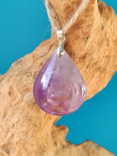 Fontenilles, Toulouse, L'Isle jourdain, Gers, Haute Garonne, souffle zen, bijoux zen, création personnalisée, Bague, Boucle d'oreille, Bracelet, Talisman, Collier, Suspension énergétique, Pendentif, Pierre fine, Pierre naturelle, Création énergétique, Marseille, Lille, Nantes, Bordeaux, Lyon, Nice, Montpellier, Strasbourg, Paris