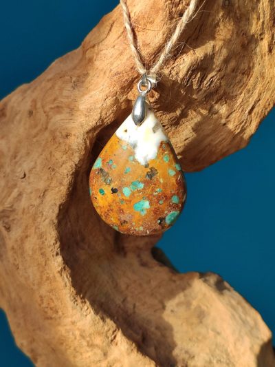 Fontenilles, Toulouse, L'Isle jourdain, Gers, Haute Garonne, souffle zen, bijoux zen, création personnalisée, Bague, Boucle d'oreille, Bracelet, Talisman, Collier, Suspension énergétique, Pendentif, Pierre fine, Pierre naturelle, Création énergétique, Marseille, Lille, Nantes, Bordeaux, Lyon, Nice, Montpellier, Strasbourg, Paris