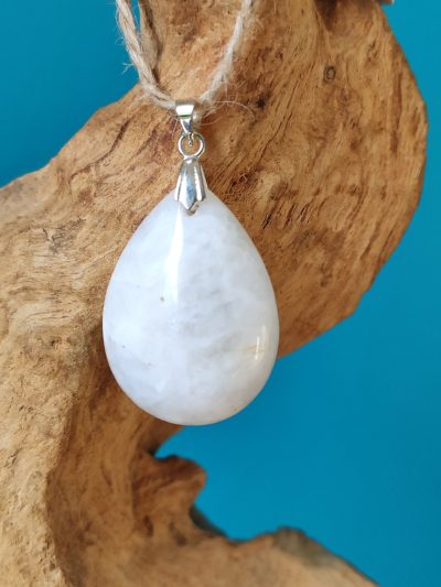 Fontenilles, Toulouse, L'Isle jourdain, Gers, Haute Garonne, souffle zen, bijoux zen, création personnalisée, Bague, Boucle d'oreille, Bracelet, Talisman, Collier, Suspension énergétique, Pendentif, Pierre fine, Pierre naturelle, Création énergétique, Marseille, Lille, Nantes, Bordeaux, Lyon, Nice, Montpellier, Strasbourg, Paris