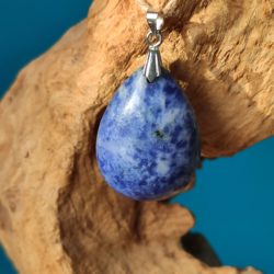 Sodalite Goutte