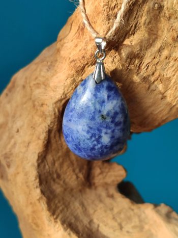 Sodalite Goutte