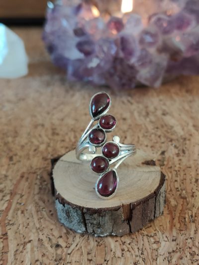 Fontenilles, Toulouse, L'Isle jourdain, Gers, Haute Garonne, souffle zen, bijoux zen, création personnalisée, Bague, Boucle d'oreille, Bracelet, Talisman, Collier, Suspension énergétique, Pendentif, Pierre fine, Pierre naturelle, Création énergétique, Marseille, Lille, Nantes, Bordeaux, Lyon, Nice, Montpellier, Strasbourg, Paris