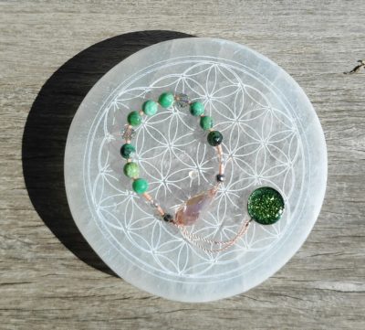 Fontenilles, Toulouse, L'Isle jourdain, Gers, Haute Garonne, souffle zen, bijoux zen, création personnalisée, Bague, Boucle d'oreille, Bracelet, Talisman, Collier, Suspension énergétique, Pendentif, Pierre fine, Pierre naturelle, Création énergétique, Marseille, Lille, Nantes, Bordeaux, Lyon, Nice, Montpellier, Strasbourg, Paris