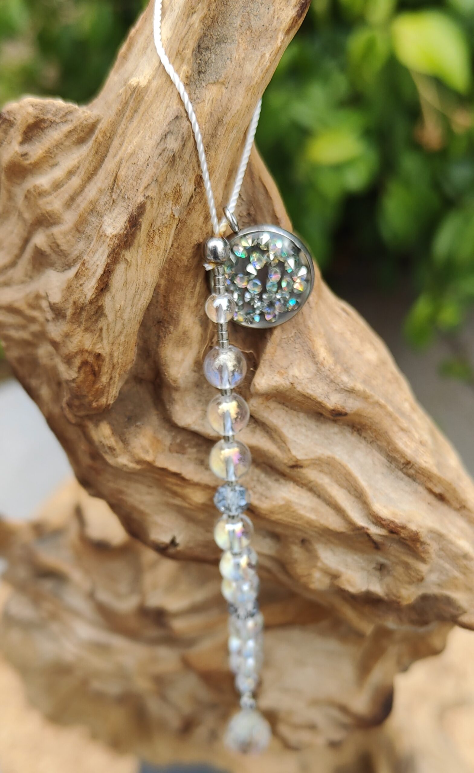 Fontenilles, Toulouse, L'Isle jourdain, Gers, Haute Garonne, souffle zen, bijoux zen, création personnalisée, Bague, Boucle d'oreille, Bracelet, Talisman, Collier, Suspension énergétique, Pendentif, Pierre fine, Pierre naturelle, Création énergétique, Marseille, Lille, Nantes, Bordeaux, Lyon, Nice, Montpellier, Strasbourg, Paris