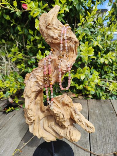 Fontenilles, Toulouse, L'Isle jourdain, Gers, Haute Garonne, souffle zen, bijoux zen, création personnalisée, Bague, Boucle d'oreille, Bracelet, Talisman, Collier, Suspension énergétique, Pendentif, Pierre fine, Pierre naturelle, Création énergétique, Marseille, Lille, Nantes, Bordeaux, Lyon, Nice, Montpellier, Strasbourg, Paris