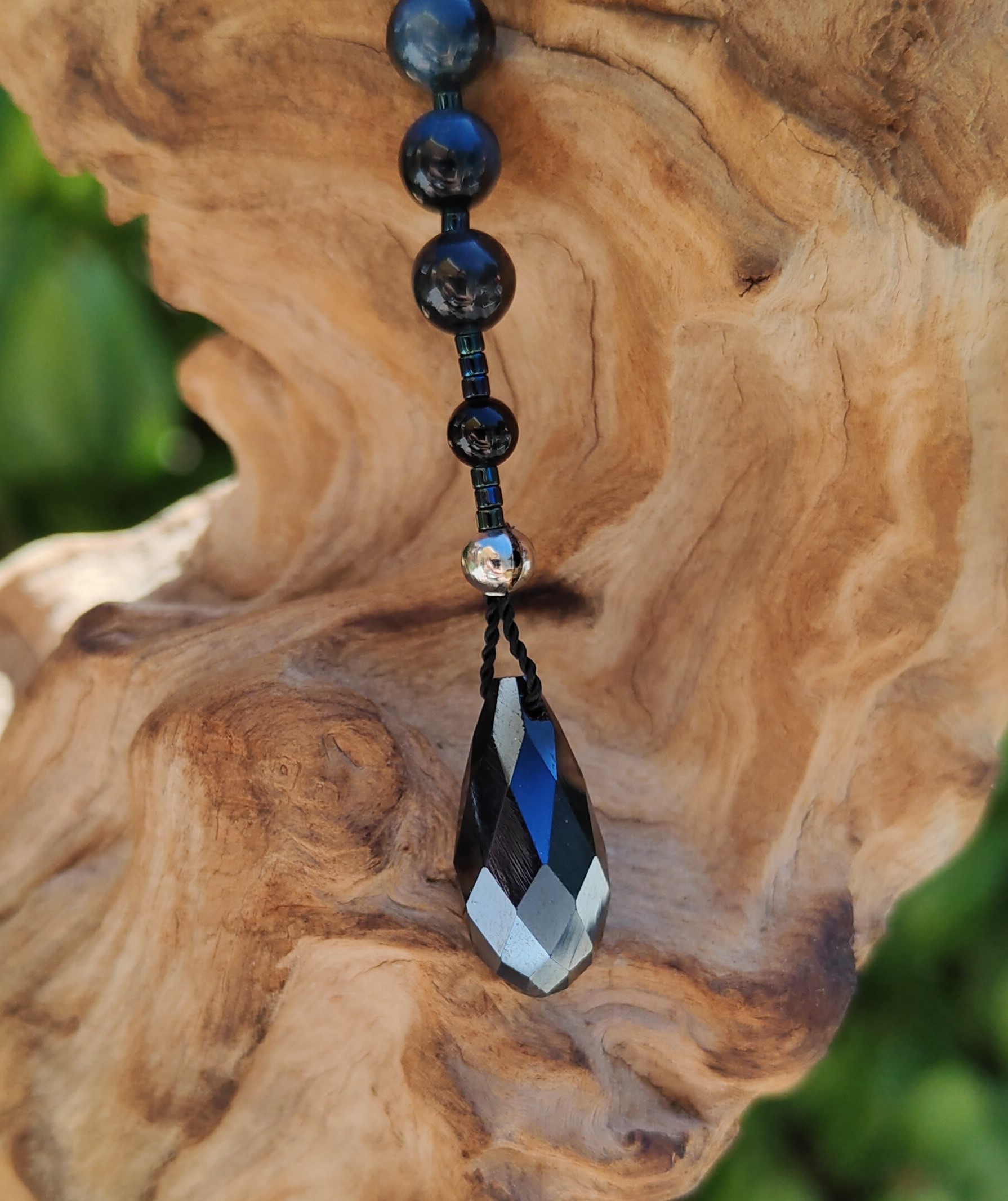 Fontenilles, Toulouse, L'Isle jourdain, Gers, Haute Garonne, souffle zen, bijoux zen, création personnalisée, Bague, Boucle d'oreille, Bracelet, Talisman, Collier, Suspension énergétique, Pendentif, Pierre fine, Pierre naturelle, Création énergétique, Marseille, Lille, Nantes, Bordeaux, Lyon, Nice, Montpellier, Strasbourg, Paris