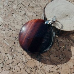 Pendentif en Œil de Taureau Rond