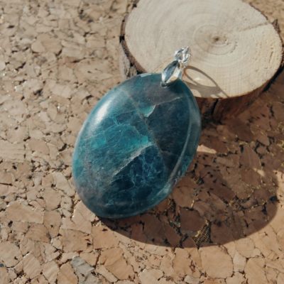 Pendentif en Apatite Ovale