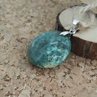 Fontenilles, Toulouse, L'Isle jourdain, Gers, Haute Garonne, souffle zen, bijoux zen, création personnalisée, Bague, Boucle d'oreille, Bracelet, Talisman, Collier, Suspension énergétique, Pendentif, Pierre fine, Pierre naturelle, Création énergétique, Marseille, Lille, Nantes, Bordeaux, Lyon, Nice, Montpellier, Strasbourg, Paris