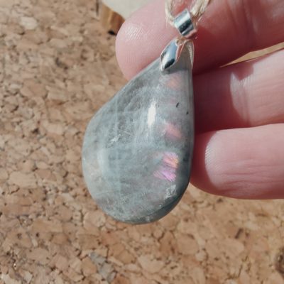 Fontenilles, Toulouse, L'Isle jourdain, Gers, Haute Garonne, souffle zen, bijoux zen, création personnalisée, Bague, Boucle d'oreille, Bracelet, Talisman, Collier, Suspension énergétique, Pendentif, Pierre fine, Pierre naturelle, Création énergétique, Marseille, Lille, Nantes, Bordeaux, Lyon, Nice, Montpellier, Strasbourg, Paris