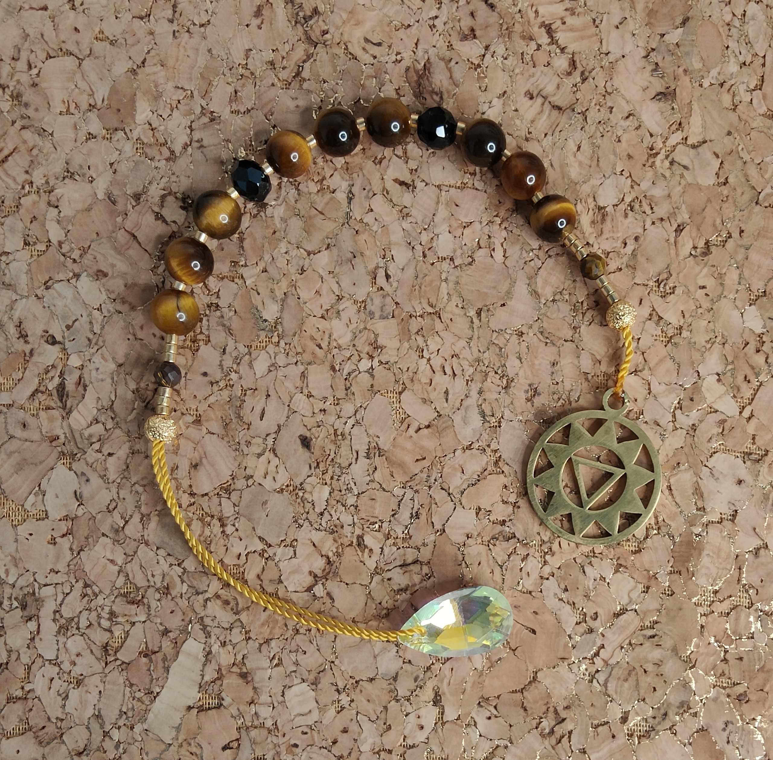 Fontenilles, Toulouse, L'Isle jourdain, Gers, Haute Garonne, souffle zen, bijoux zen, création personnalisée, Bague, Boucle d'oreille, Bracelet, Talisman, Collier, Suspension énergétique, Pendentif, Pierre fine, Pierre naturelle, Création énergétique, Marseille, Lille, Nantes, Bordeaux, Lyon, Nice, Montpellier, Strasbourg, Paris