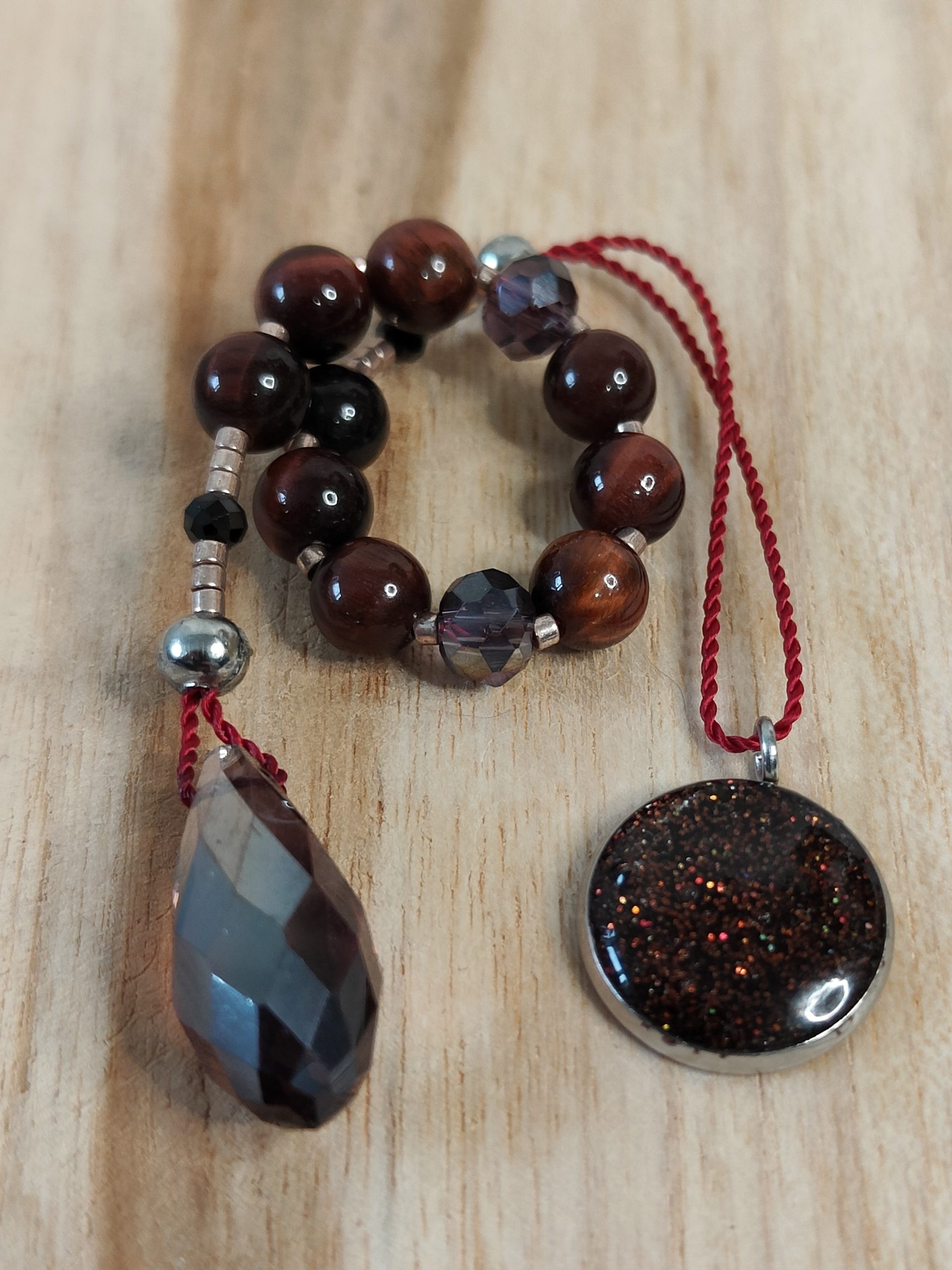 Fontenilles, Toulouse, L'Isle jourdain, Gers, Haute Garonne, souffle zen, bijoux zen, création personnalisée, Bague, Boucle d'oreille, Bracelet, Talisman, Collier, Suspension énergétique, Pendentif, Pierre fine, Pierre naturelle, Création énergétique, Marseille, Lille, Nantes, Bordeaux, Lyon, Nice, Montpellier, Strasbourg, Paris