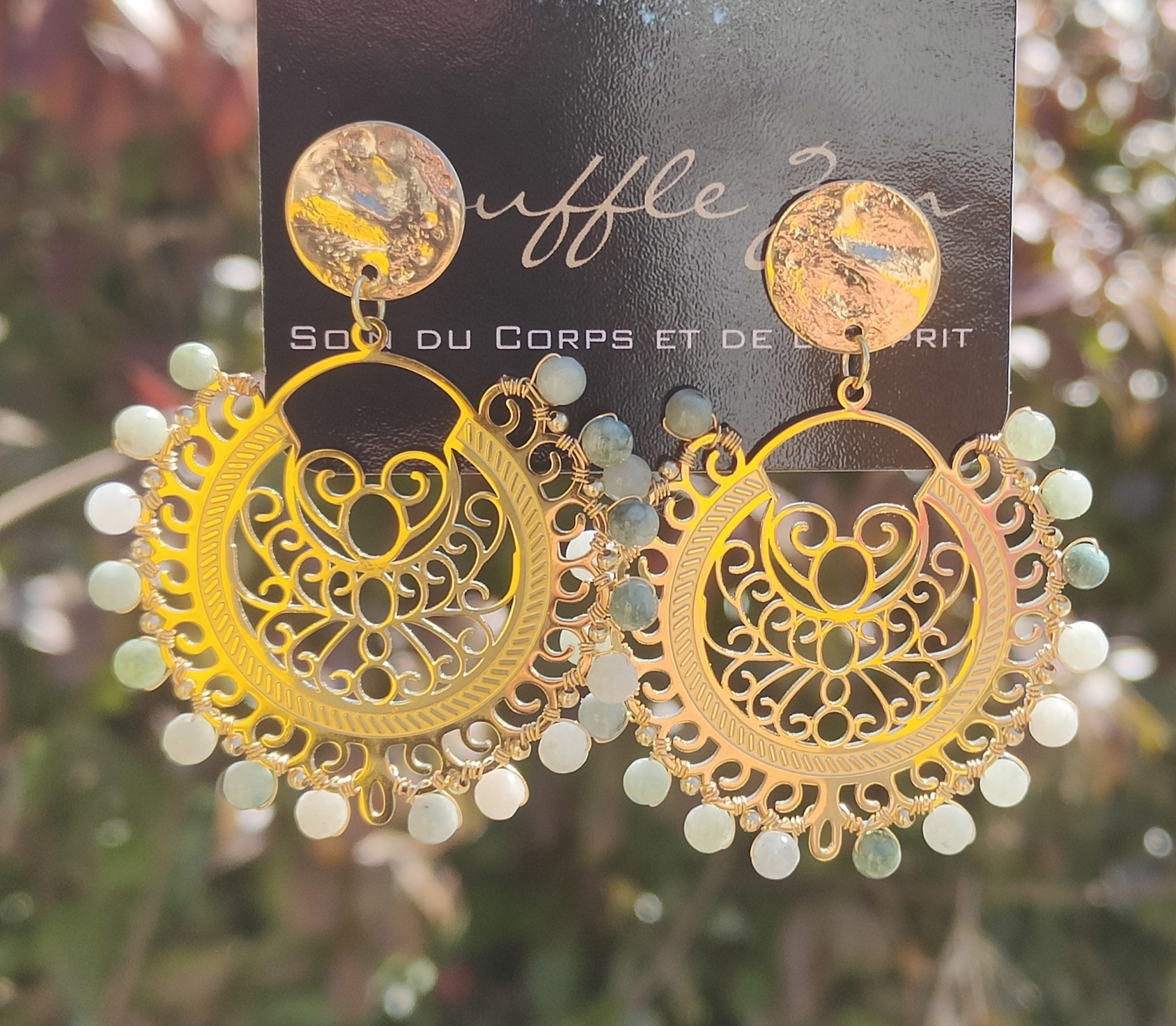 Fontenilles, Toulouse, L'Isle jourdain, Gers, Haute Garonne, souffle zen, bijoux zen, création personnalisée, Bague, Boucle d'oreille, Bracelet, Talisman, Collier, Suspension énergétique, Pendentif, Pierre fine, Pierre naturelle, Création énergétique, Marseille, Lille, Nantes, Bordeaux, Lyon, Nice, Montpellier, Strasbourg, Paris