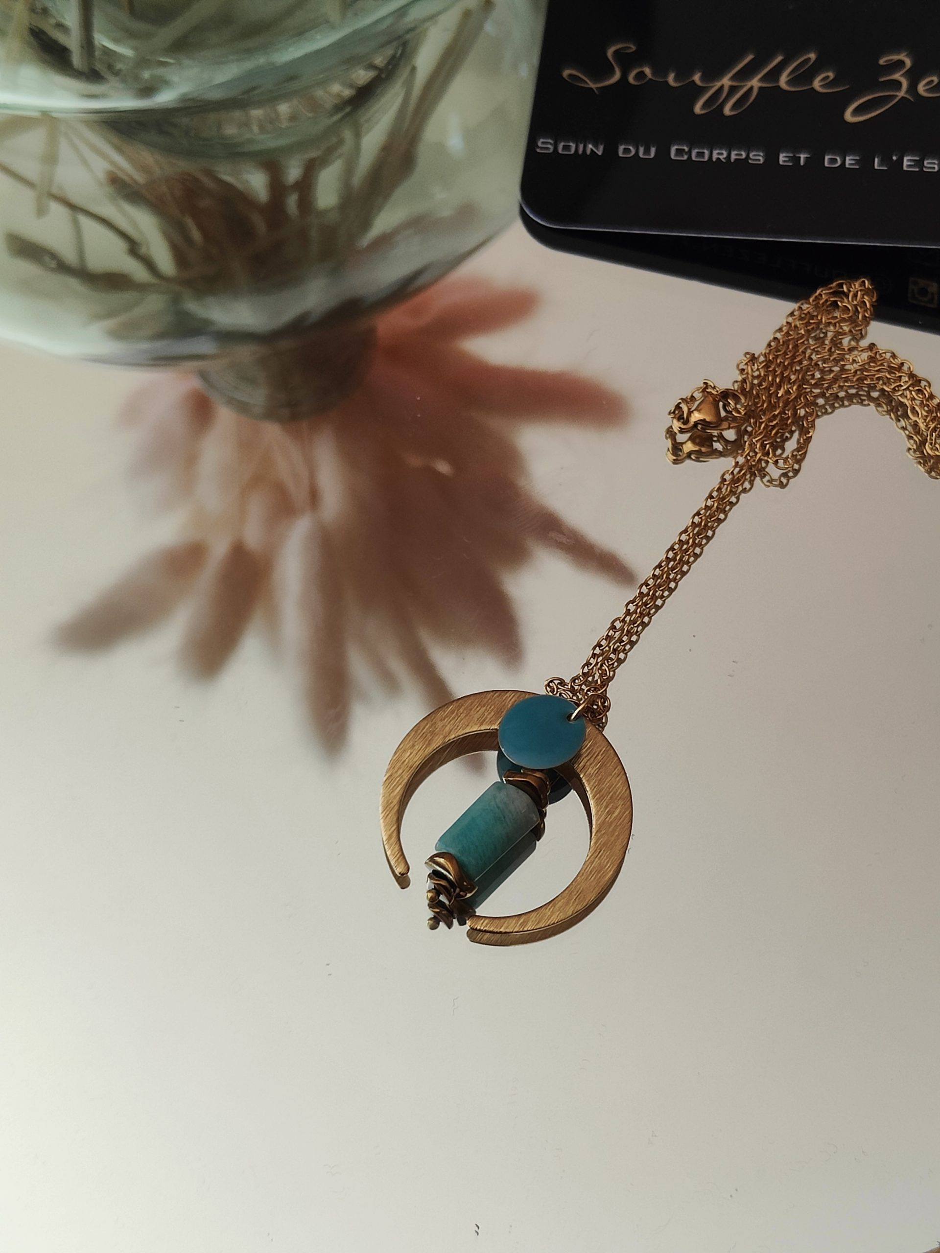 Fontenilles, Toulouse, L'Isle jourdain, Gers, Haute Garonne, souffle zen, bijoux zen, création personnalisée, Bague, Boucle d'oreille, Bracelet, Talisman, Collier, Suspension énergétique, Pendentif, Pierre fine, Pierre naturelle, Création énergétique, Marseille, Lille, Nantes, Bordeaux, Lyon, Nice, Montpellier, Strasbourg, Paris