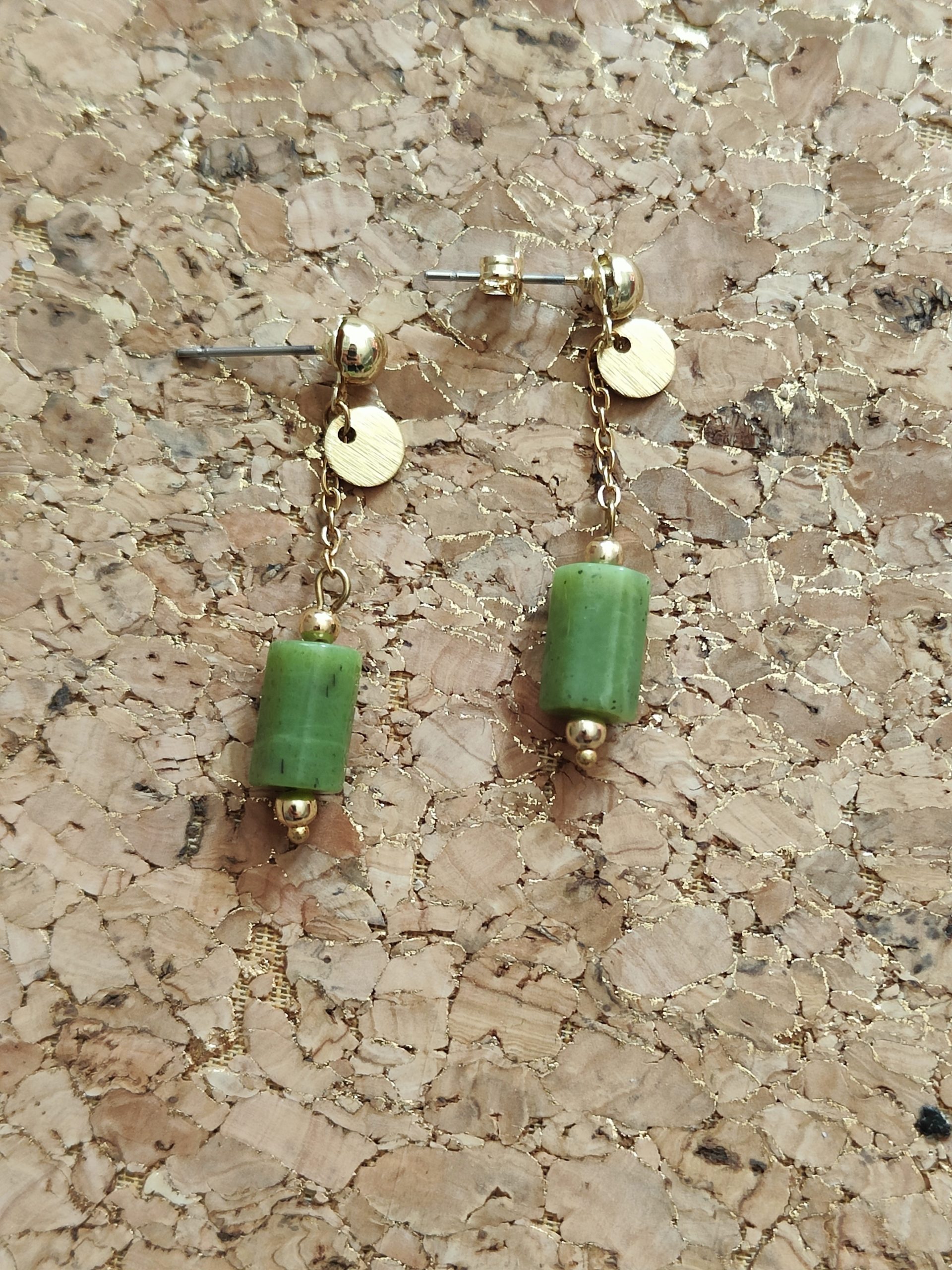 Fontenilles, Toulouse, L'Isle jourdain, Gers, Haute Garonne, souffle zen, bijoux zen, création personnalisée, Bague, Boucle d'oreille, Bracelet, Talisman, Collier, Suspension énergétique, Pendentif, Pierre fine, Pierre naturelle, Création énergétique, Marseille, Lille, Nantes, Bordeaux, Lyon, Nice, Montpellier, Strasbourg, Paris