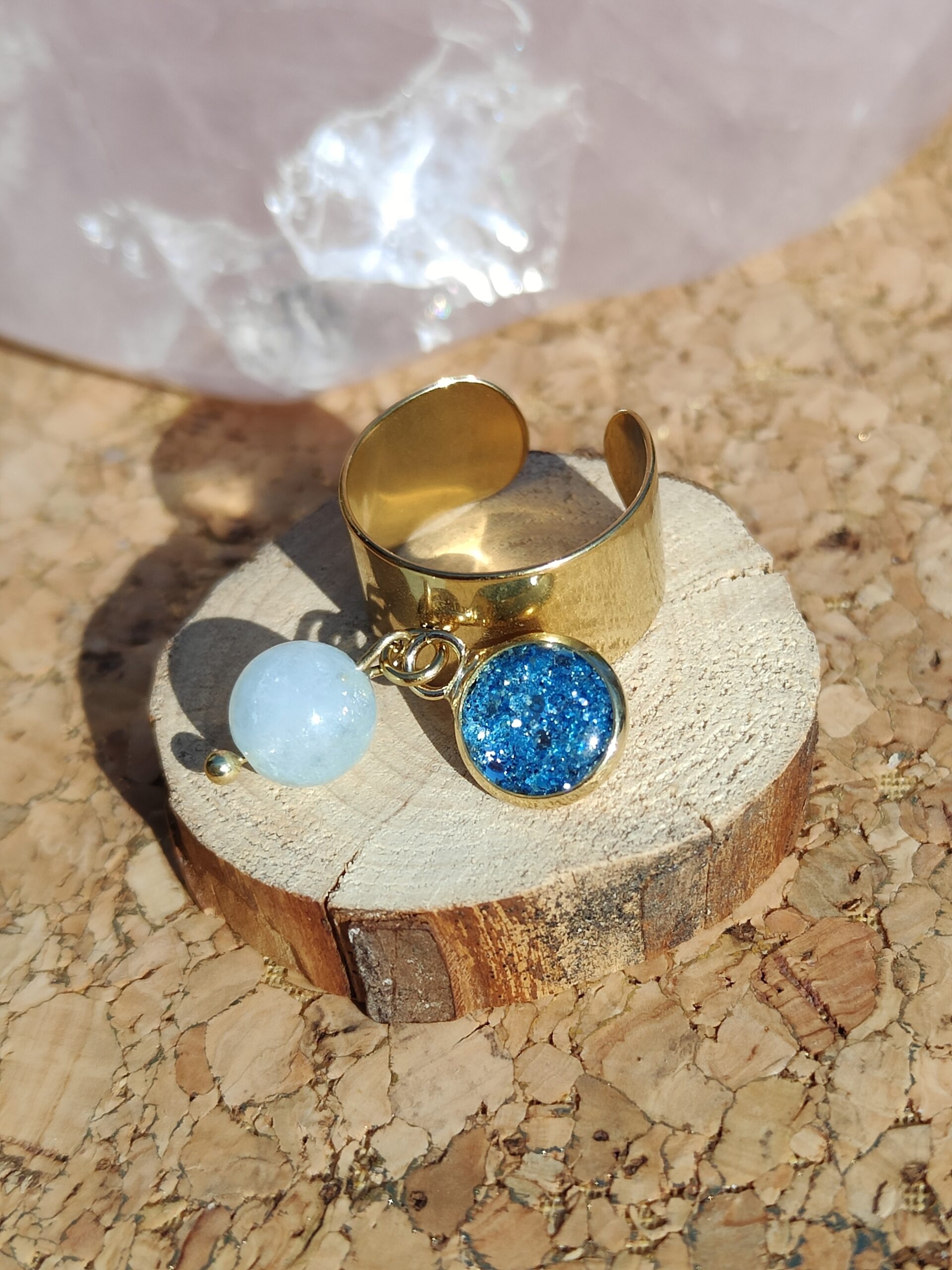 Fontenilles, Toulouse, L'Isle jourdain, Gers, Haute Garonne, souffle zen, bijoux zen, création personnalisée, Bague, Boucle d'oreille, Bracelet, Talisman, Collier, Suspension énergétique, Pendentif, Pierre fine, Pierre naturelle, Création énergétique, Marseille, Lille, Nantes, Bordeaux, Lyon, Nice, Montpellier, Strasbourg, Paris