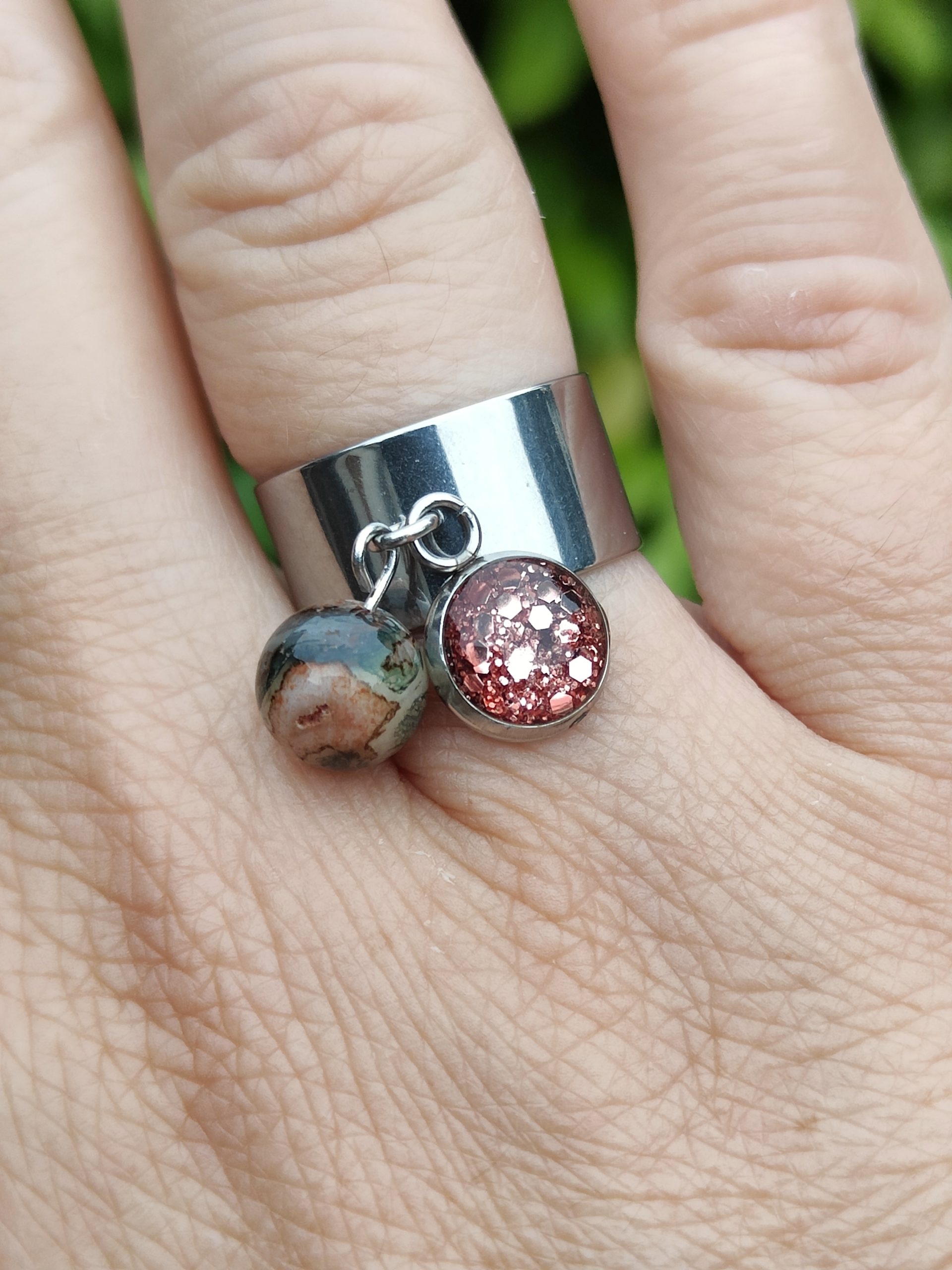 Fontenilles, Toulouse, L'Isle jourdain, Gers, Haute Garonne, souffle zen, bijoux zen, création personnalisée, Bague, Boucle d'oreille, Bracelet, Talisman, Collier, Suspension énergétique, Pendentif, Pierre fine, Pierre naturelle, Création énergétique, Marseille, Lille, Nantes, Bordeaux, Lyon, Nice, Montpellier, Strasbourg, Paris