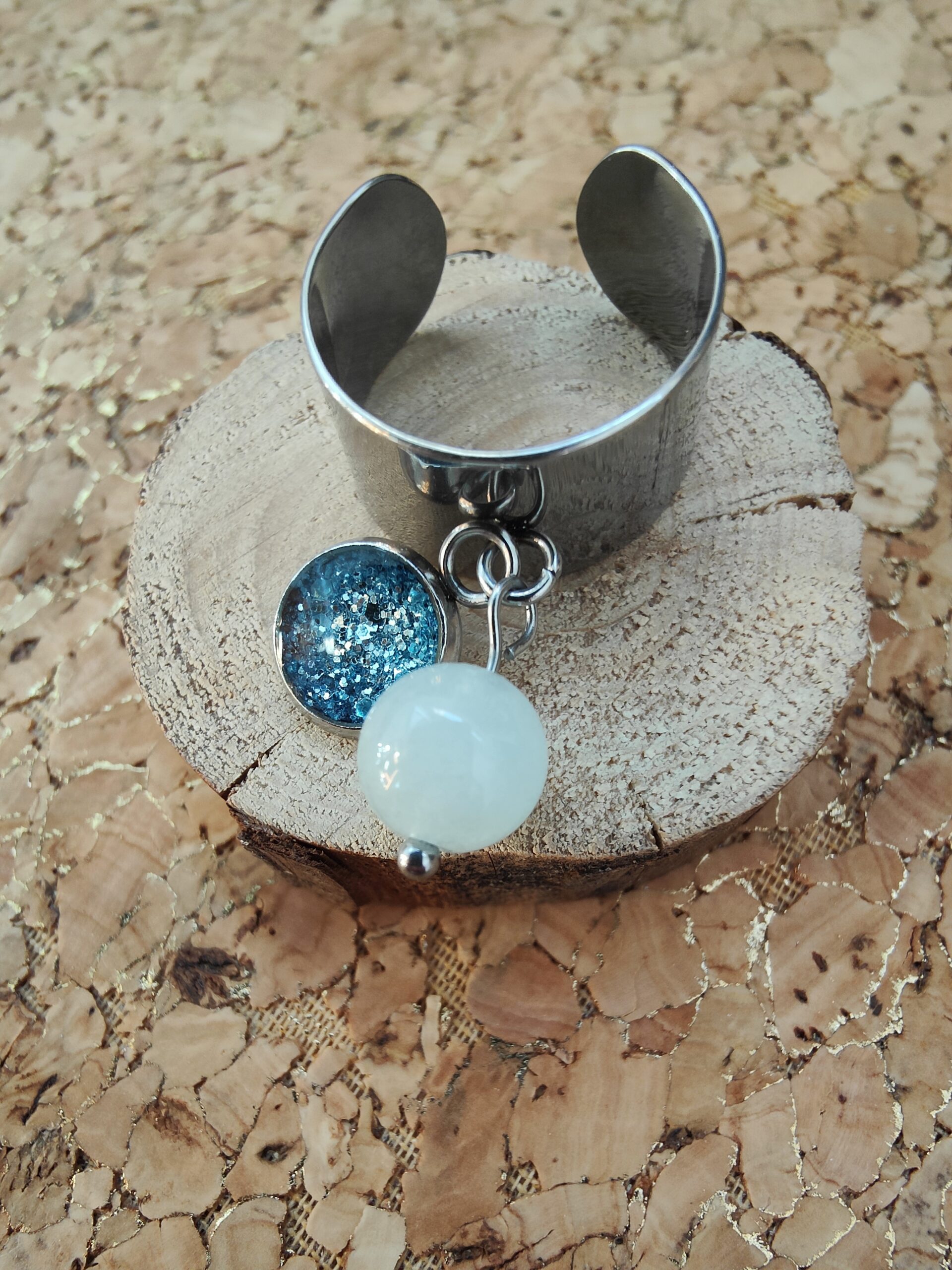 Fontenilles, Toulouse, L'Isle jourdain, Gers, Haute Garonne, souffle zen, bijoux zen, création personnalisée, Bague, Boucle d'oreille, Bracelet, Talisman, Collier, Suspension énergétique, Pendentif, Pierre fine, Pierre naturelle, Création énergétique, Marseille, Lille, Nantes, Bordeaux, Lyon, Nice, Montpellier, Strasbourg, Paris