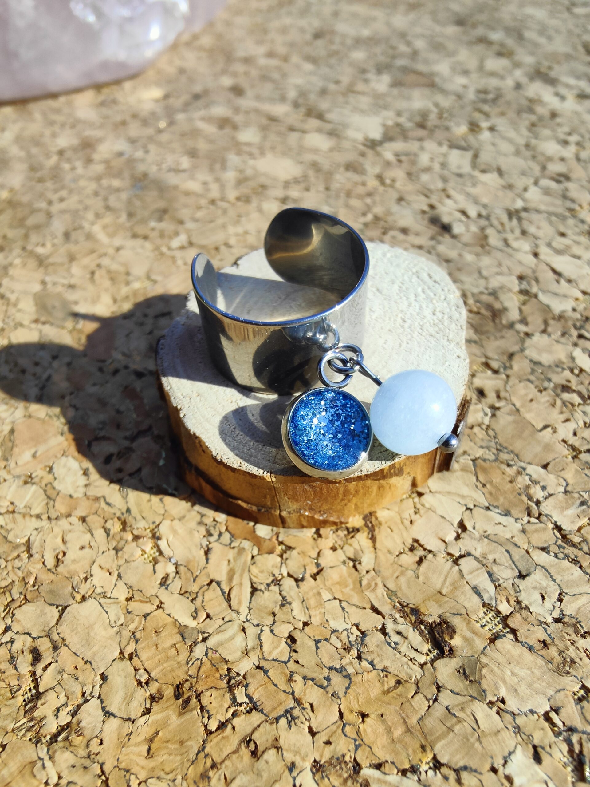 Fontenilles, Toulouse, L'Isle jourdain, Gers, Haute Garonne, souffle zen, bijoux zen, création personnalisée, Bague, Boucle d'oreille, Bracelet, Talisman, Collier, Suspension énergétique, Pendentif, Pierre fine, Pierre naturelle, Création énergétique, Marseille, Lille, Nantes, Bordeaux, Lyon, Nice, Montpellier, Strasbourg, Paris