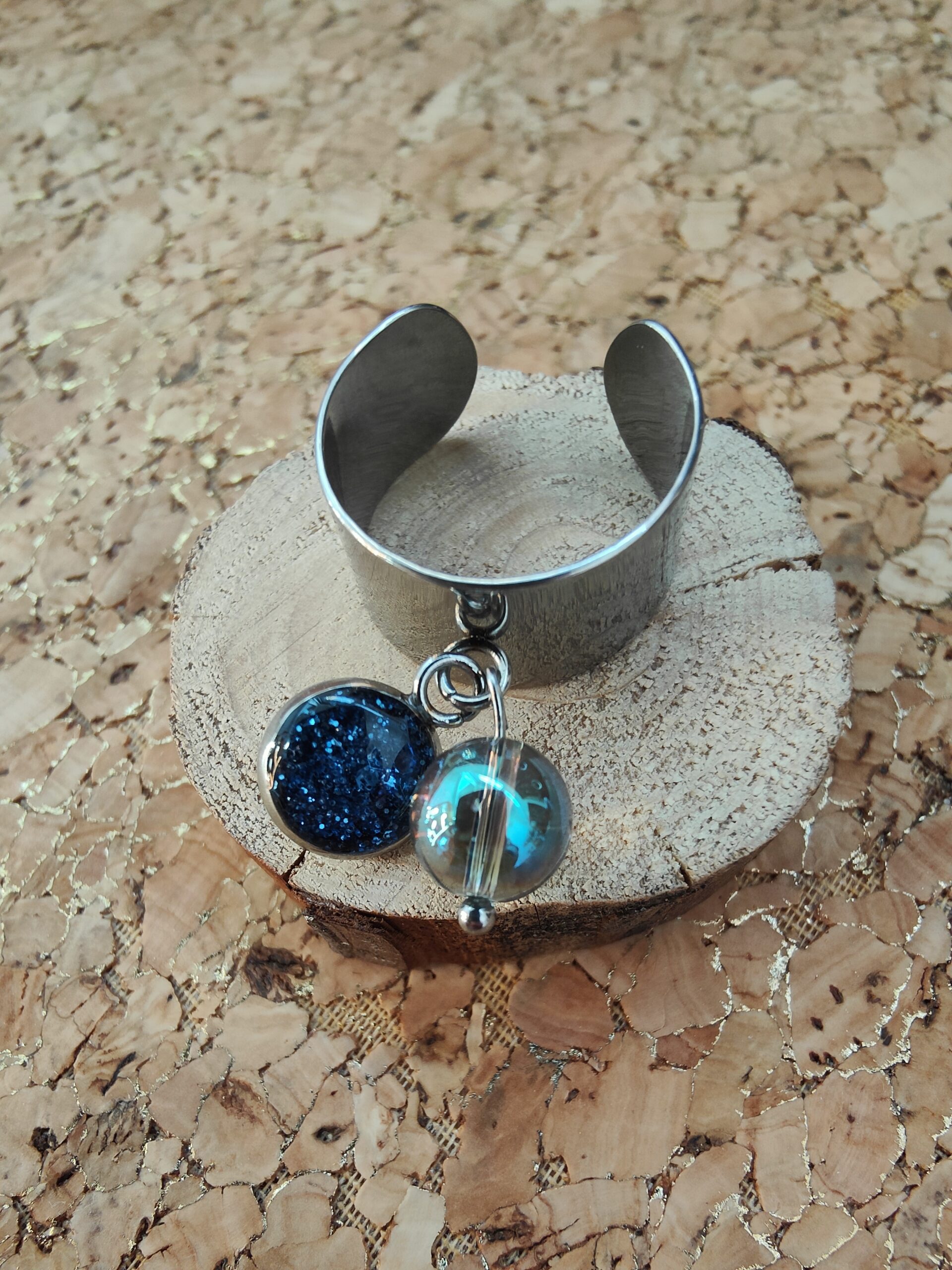 Fontenilles, Toulouse, L'Isle jourdain, Gers, Haute Garonne, souffle zen, bijoux zen, création personnalisée, Bague, Boucle d'oreille, Bracelet, Talisman, Collier, Suspension énergétique, Pendentif, Pierre fine, Pierre naturelle, Création énergétique, Marseille, Lille, Nantes, Bordeaux, Lyon, Nice, Montpellier, Strasbourg, Paris