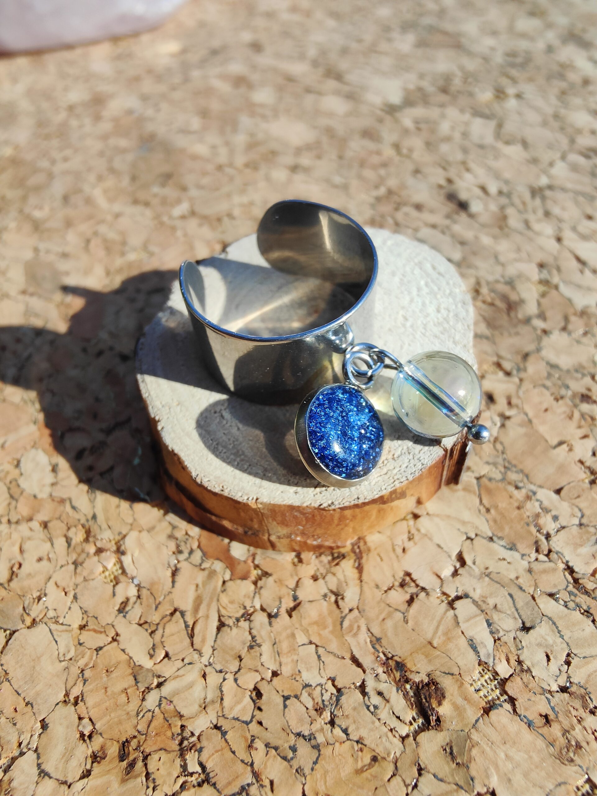 Fontenilles, Toulouse, L'Isle jourdain, Gers, Haute Garonne, souffle zen, bijoux zen, création personnalisée, Bague, Boucle d'oreille, Bracelet, Talisman, Collier, Suspension énergétique, Pendentif, Pierre fine, Pierre naturelle, Création énergétique, Marseille, Lille, Nantes, Bordeaux, Lyon, Nice, Montpellier, Strasbourg, Paris