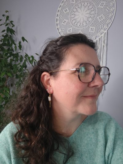 Fontenilles, Toulouse, L'Isle jourdain, Gers, Haute Garonne, souffle zen, bijoux zen, création personnalisée, Bague, Boucle d'oreille, Bracelet, Talisman, Collier, Suspension énergétique, Pendentif, Pierre fine, Pierre naturelle, Création énergétique, Marseille, Lille, Nantes, Bordeaux, Lyon, Nice, Montpellier, Strasbourg, Paris