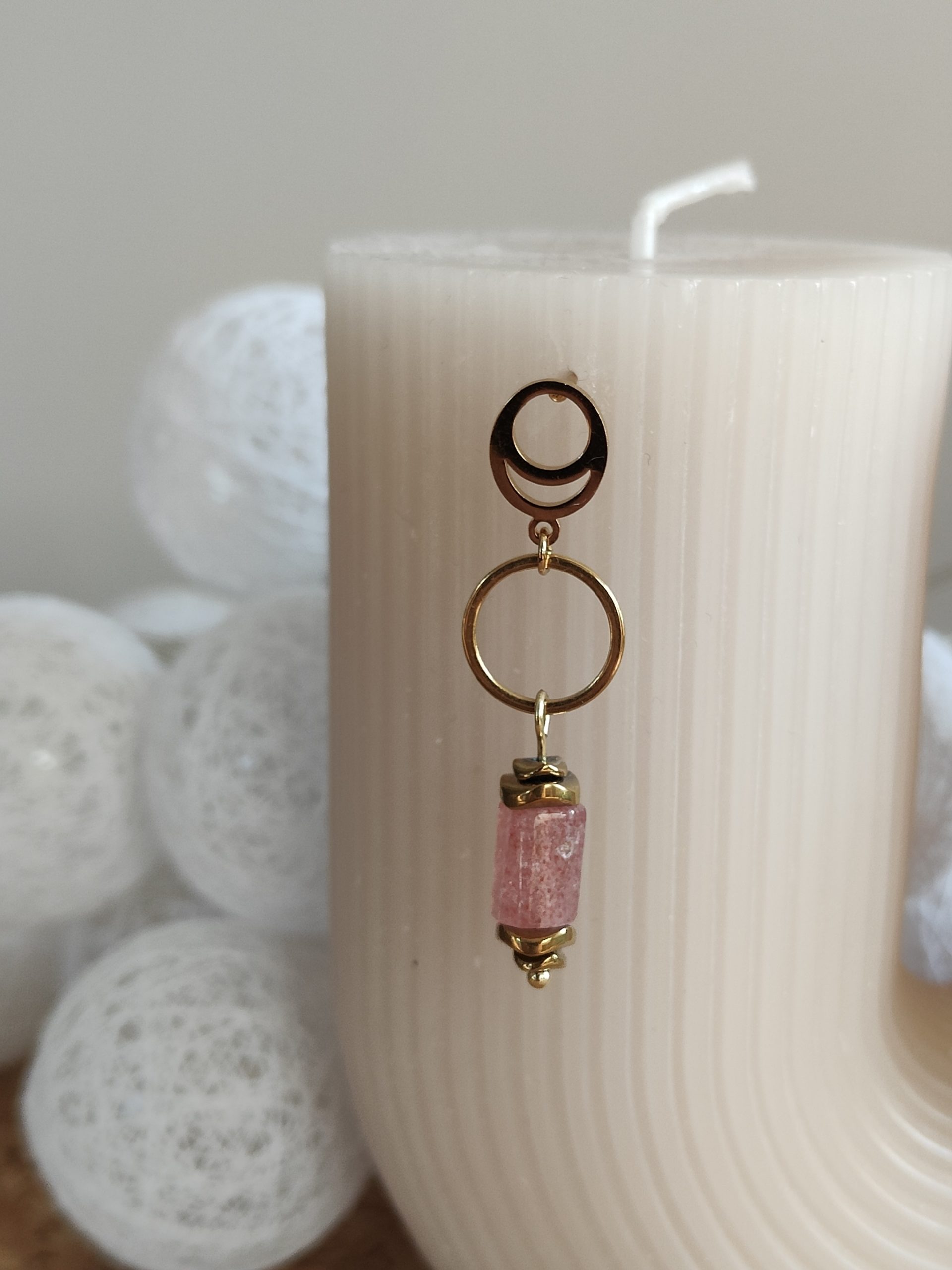 Fontenilles, Toulouse, L'Isle jourdain, Gers, Haute Garonne, souffle zen, bijoux zen, création personnalisée, Bague, Boucle d'oreille, Bracelet, Talisman, Collier, Suspension énergétique, Pendentif, Pierre fine, Pierre naturelle, Création énergétique, Marseille, Lille, Nantes, Bordeaux, Lyon, Nice, Montpellier, Strasbourg, Paris