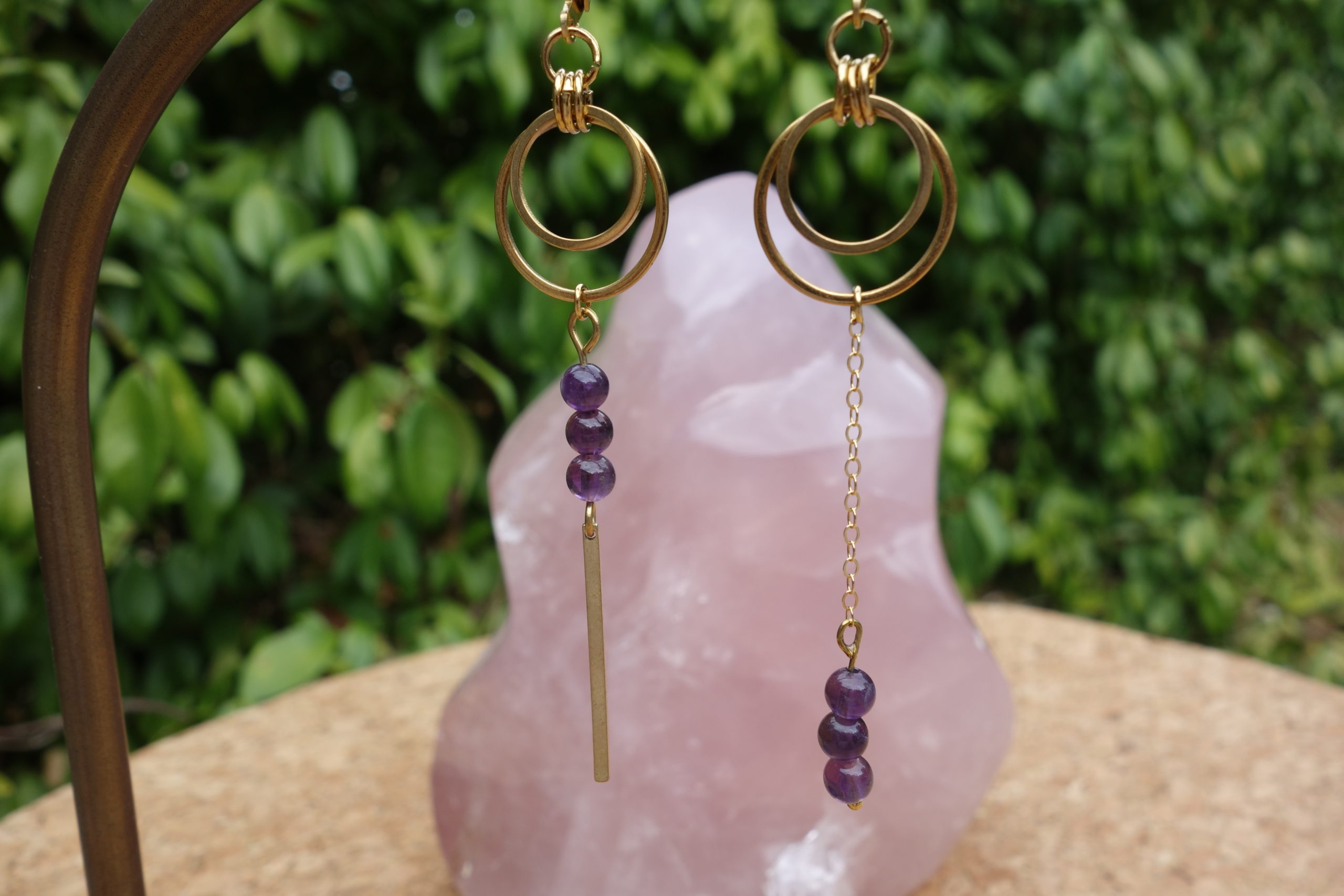 Fontenilles, Toulouse, L'Isle jourdain, Gers, Haute Garonne, souffle zen, bijoux zen, création personnalisée, Bague, Boucle d'oreille, Bracelet, Talisman, Collier, Suspension énergétique, Pendentif, Pierre fine, Pierre naturelle, Création énergétique, Marseille, Lille, Nantes, Bordeaux, Lyon, Nice, Montpellier, Strasbourg, Paris