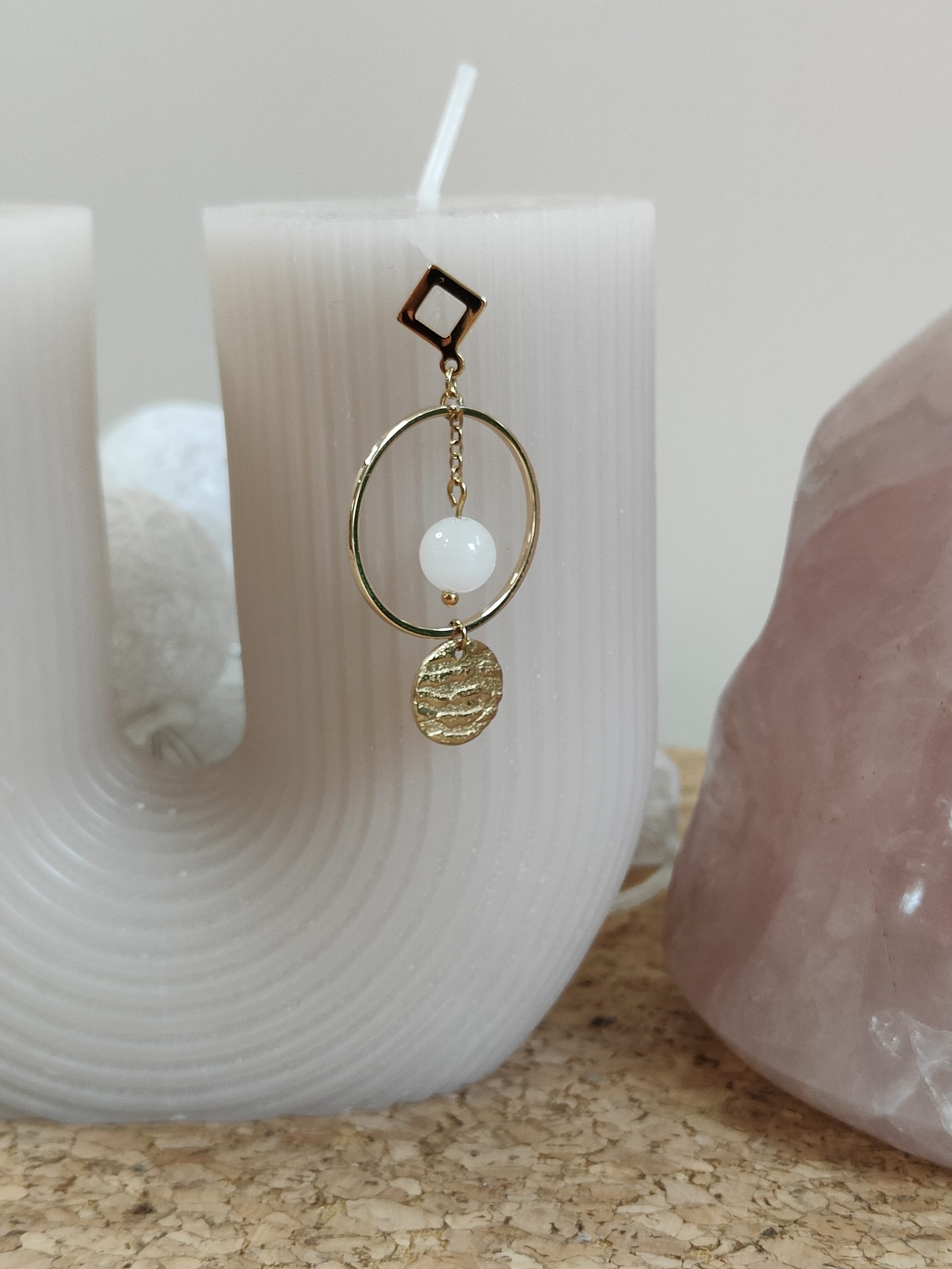 Fontenilles, Toulouse, L'Isle jourdain, Gers, Haute Garonne, souffle zen, bijoux zen, création personnalisée, Bague, Boucle d'oreille, Bracelet, Talisman, Collier, Suspension énergétique, Pendentif, Pierre fine, Pierre naturelle, Création énergétique, Marseille, Lille, Nantes, Bordeaux, Lyon, Nice, Montpellier, Strasbourg, Paris