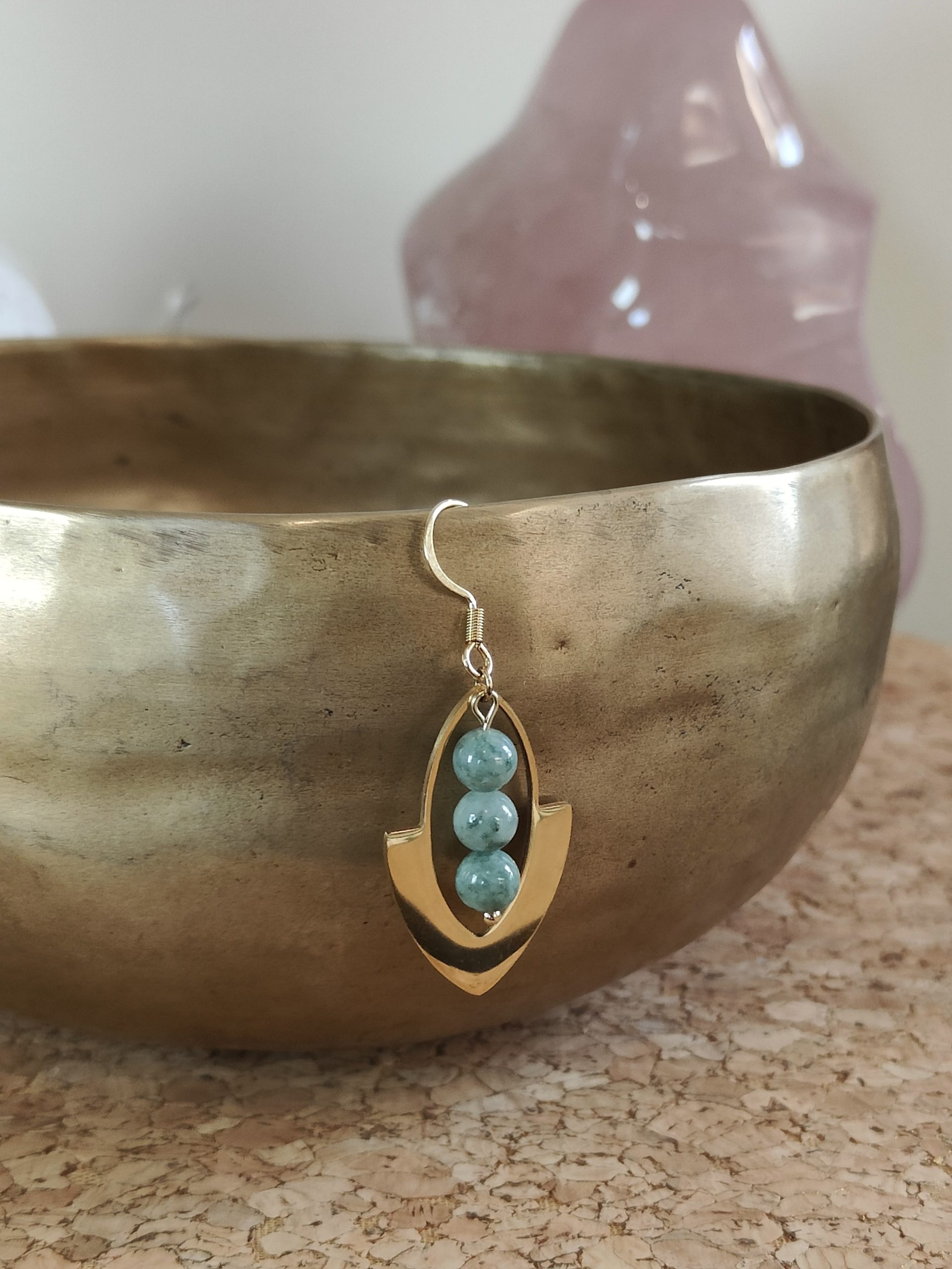 Fontenilles, Toulouse, L'Isle jourdain, Gers, Haute Garonne, souffle zen, bijoux zen, création personnalisée, Bague, Boucle d'oreille, Bracelet, Talisman, Collier, Suspension énergétique, Pendentif, Pierre fine, Pierre naturelle, Création énergétique, Marseille, Lille, Nantes, Bordeaux, Lyon, Nice, Montpellier, Strasbourg, Paris