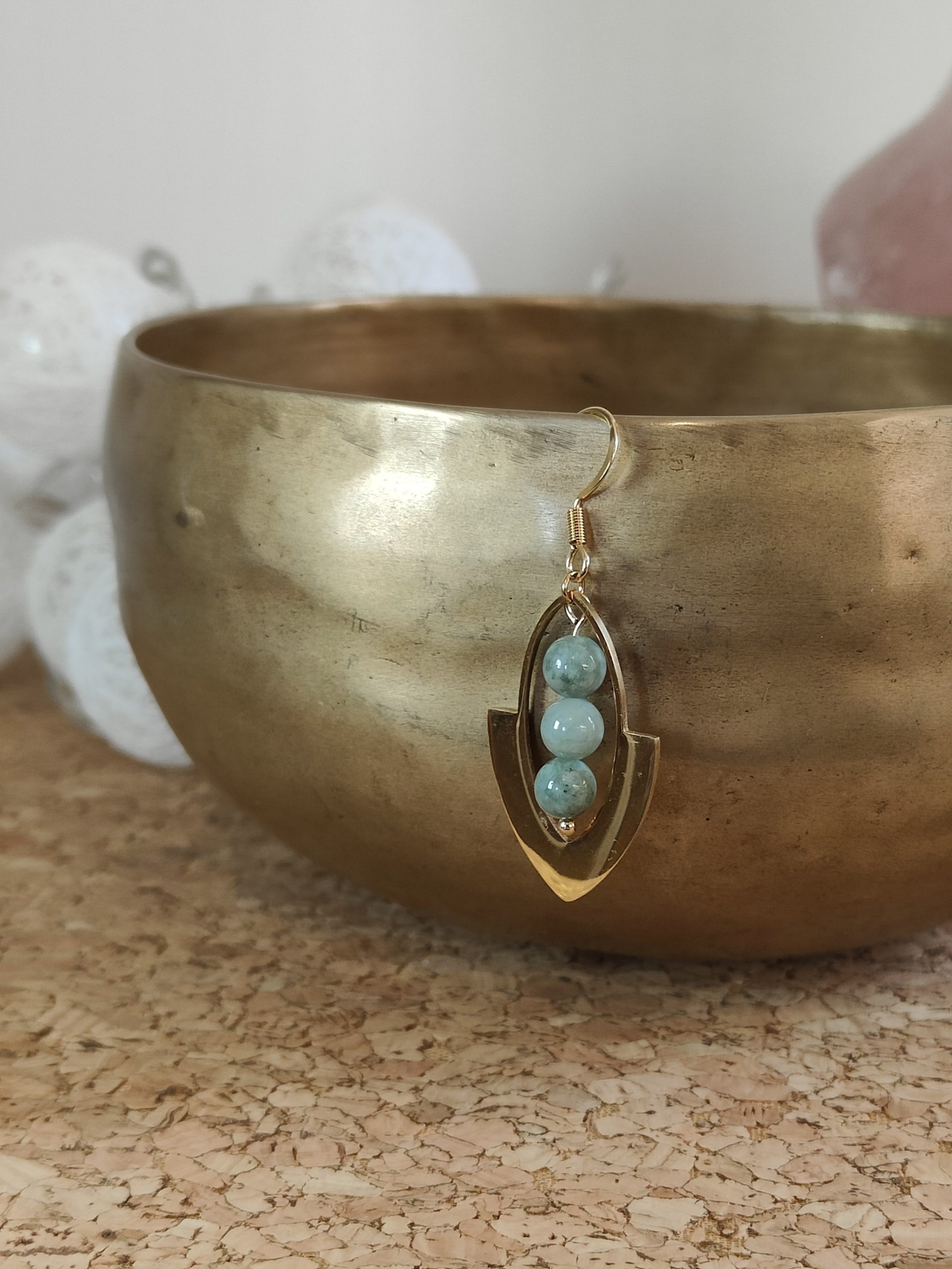 Fontenilles, Toulouse, L'Isle jourdain, Gers, Haute Garonne, souffle zen, bijoux zen, création personnalisée, Bague, Boucle d'oreille, Bracelet, Talisman, Collier, Suspension énergétique, Pendentif, Pierre fine, Pierre naturelle, Création énergétique, Marseille, Lille, Nantes, Bordeaux, Lyon, Nice, Montpellier, Strasbourg, Paris