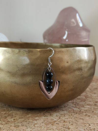 Fontenilles, Toulouse, L'Isle jourdain, Gers, Haute Garonne, souffle zen, bijoux zen, création personnalisée, Bague, Boucle d'oreille, Bracelet, Talisman, Collier, Suspension énergétique, Pendentif, Pierre fine, Pierre naturelle, Création énergétique, Marseille, Lille, Nantes, Bordeaux, Lyon, Nice, Montpellier, Strasbourg, Paris