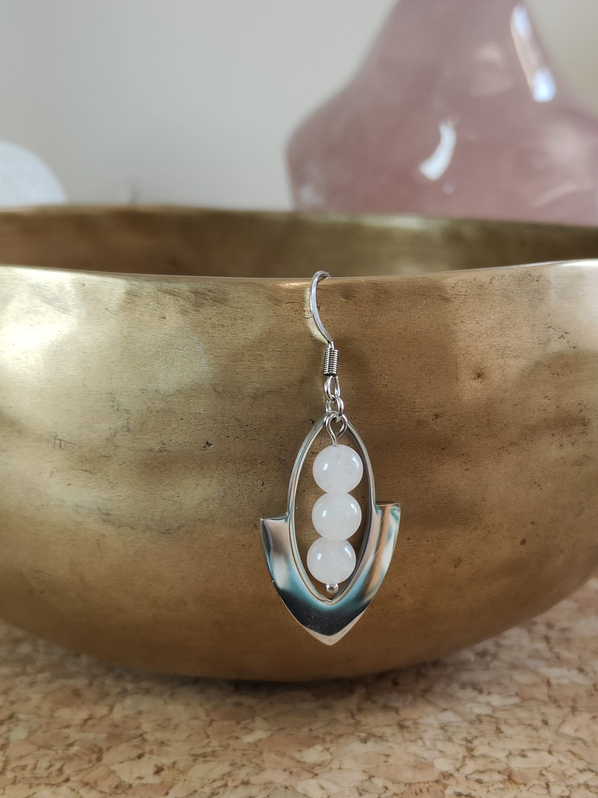 Fontenilles, Toulouse, L'Isle jourdain, Gers, Haute Garonne, souffle zen, bijoux zen, création personnalisée, Bague, Boucle d'oreille, Bracelet, Talisman, Collier, Suspension énergétique, Pendentif, Pierre fine, Pierre naturelle, Création énergétique, Marseille, Lille, Nantes, Bordeaux, Lyon, Nice, Montpellier, Strasbourg, Paris