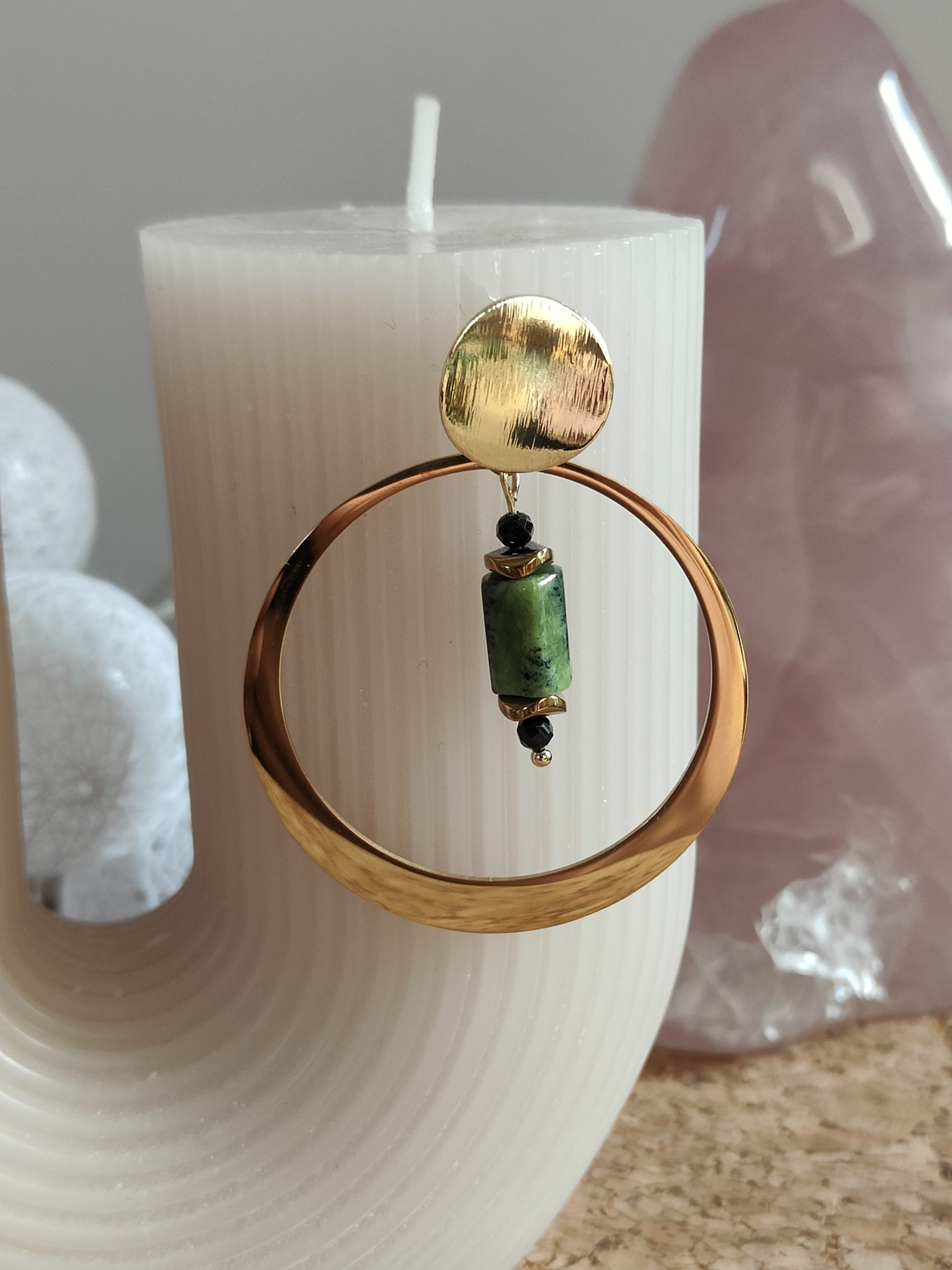 Fontenilles, Toulouse, L'Isle jourdain, Gers, Haute Garonne, souffle zen, bijoux zen, création personnalisée, Bague, Boucle d'oreille, Bracelet, Talisman, Collier, Suspension énergétique, Pendentif, Pierre fine, Pierre naturelle, Création énergétique, Marseille, Lille, Nantes, Bordeaux, Lyon, Nice, Montpellier, Strasbourg, Paris