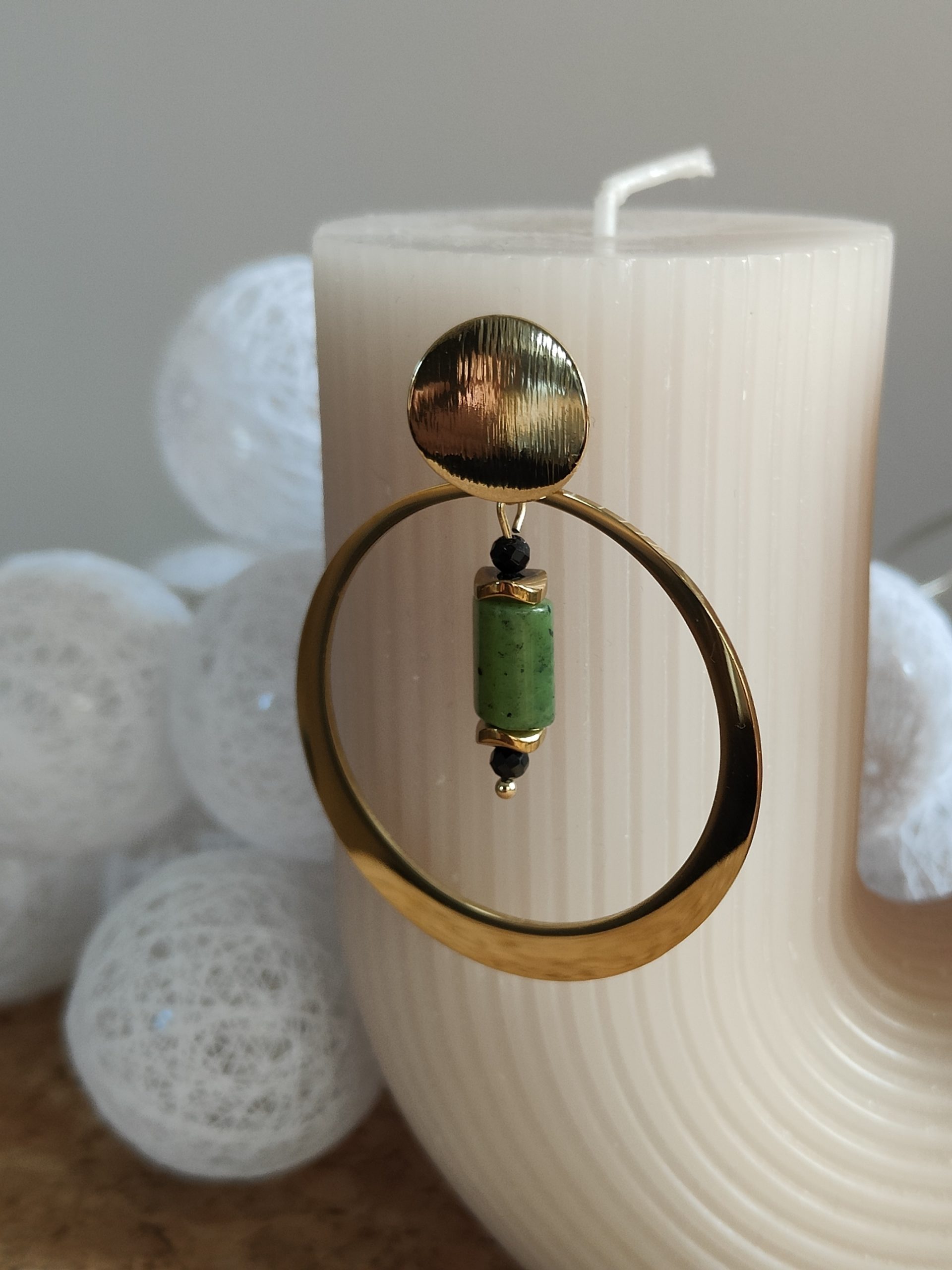 Fontenilles, Toulouse, L'Isle jourdain, Gers, Haute Garonne, souffle zen, bijoux zen, création personnalisée, Bague, Boucle d'oreille, Bracelet, Talisman, Collier, Suspension énergétique, Pendentif, Pierre fine, Pierre naturelle, Création énergétique, Marseille, Lille, Nantes, Bordeaux, Lyon, Nice, Montpellier, Strasbourg, Paris