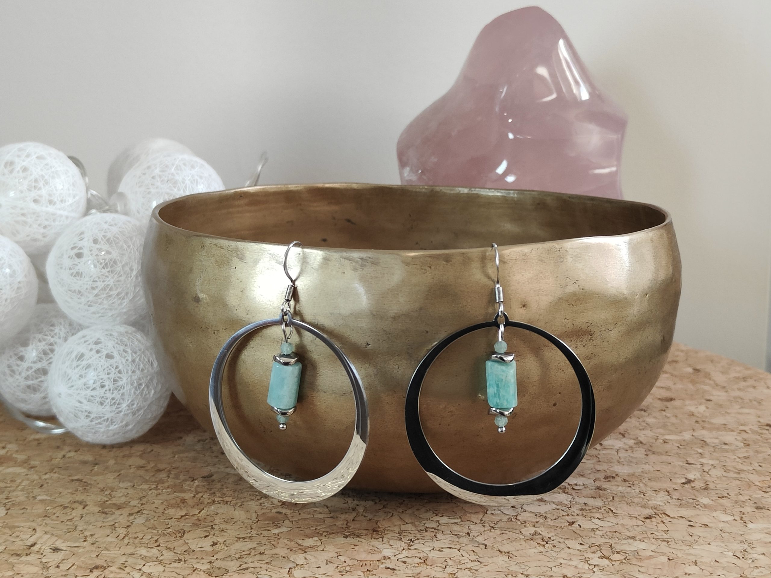 Fontenilles, Toulouse, L'Isle jourdain, Gers, Haute Garonne, souffle zen, bijoux zen, création personnalisée, Bague, Boucle d'oreille, Bracelet, Talisman, Collier, Suspension énergétique, Pendentif, Pierre fine, Pierre naturelle, Création énergétique, Marseille, Lille, Nantes, Bordeaux, Lyon, Nice, Montpellier, Strasbourg, Paris