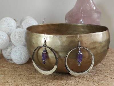 Fontenilles, Toulouse, L'Isle jourdain, Gers, Haute Garonne, souffle zen, bijoux zen, création personnalisée, Bague, Boucle d'oreille, Bracelet, Talisman, Collier, Suspension énergétique, Pendentif, Pierre fine, Pierre naturelle, Création énergétique, Marseille, Lille, Nantes, Bordeaux, Lyon, Nice, Montpellier, Strasbourg, Paris