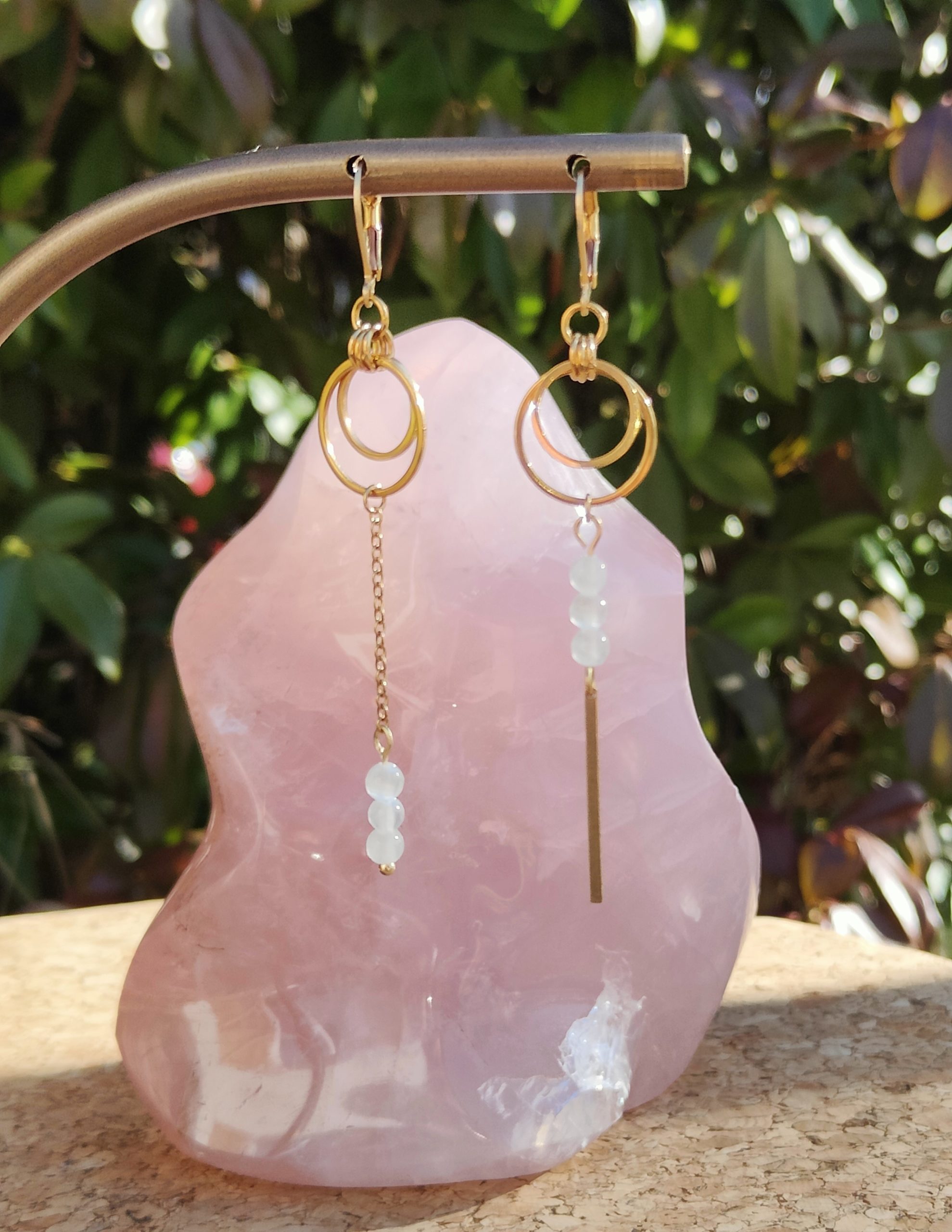 Fontenilles, Toulouse, L'Isle jourdain, Gers, Haute Garonne, souffle zen, bijoux zen, création personnalisée, Bague, Boucle d'oreille, Bracelet, Talisman, Collier, Suspension énergétique, Pendentif, Pierre fine, Pierre naturelle, Création énergétique, Marseille, Lille, Nantes, Bordeaux, Lyon, Nice, Montpellier, Strasbourg, Paris