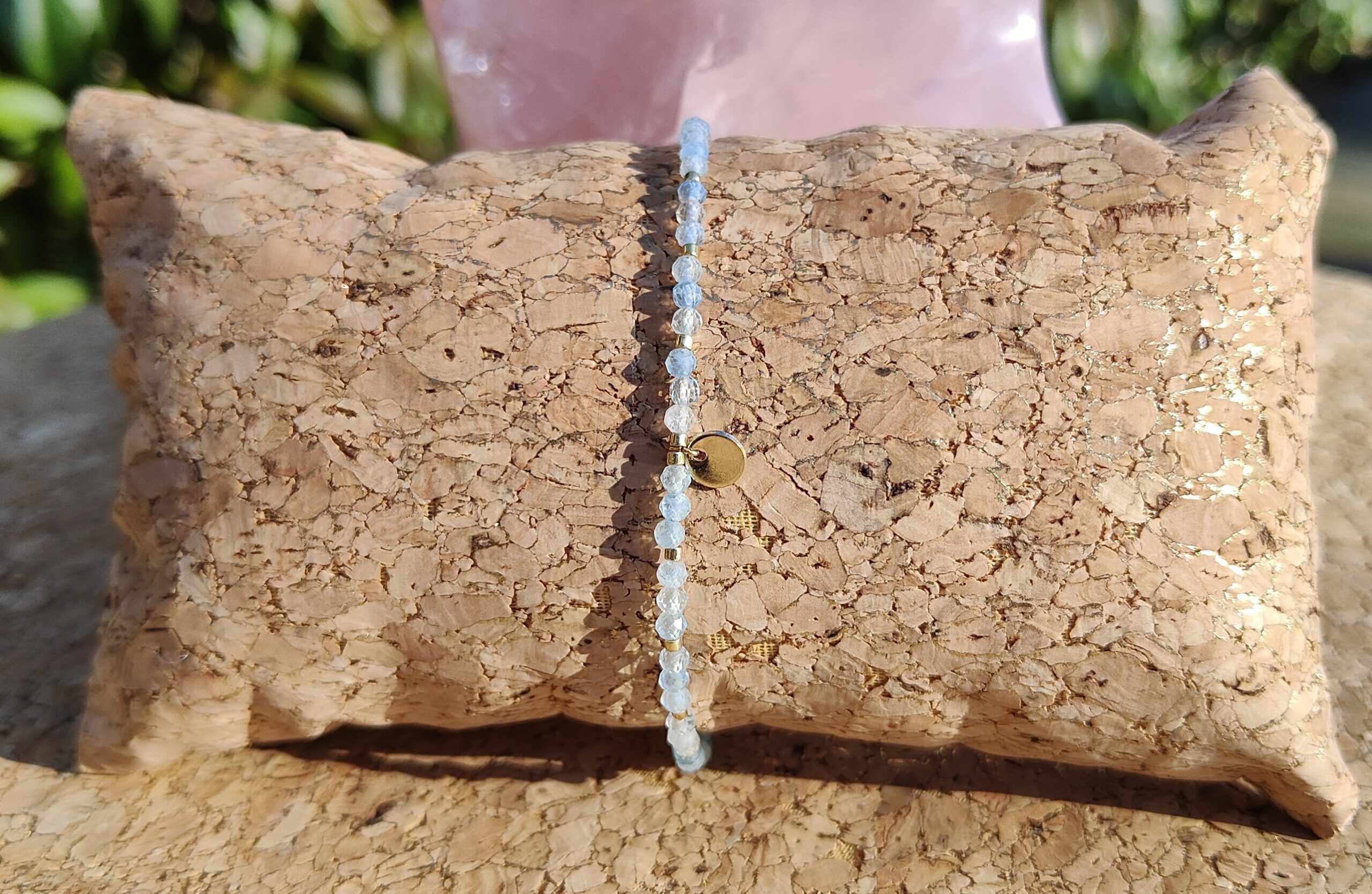 Fontenilles, Toulouse, L'Isle jourdain, Gers, Haute Garonne, souffle zen, bijoux zen, création personnalisée, Bague, Boucle d'oreille, Bracelet, Talisman, Collier, Suspension énergétique, Pendentif, Pierre fine, Pierre naturelle, Création énergétique, Marseille, Lille, Nantes, Bordeaux, Lyon, Nice, Montpellier, Strasbourg, Paris