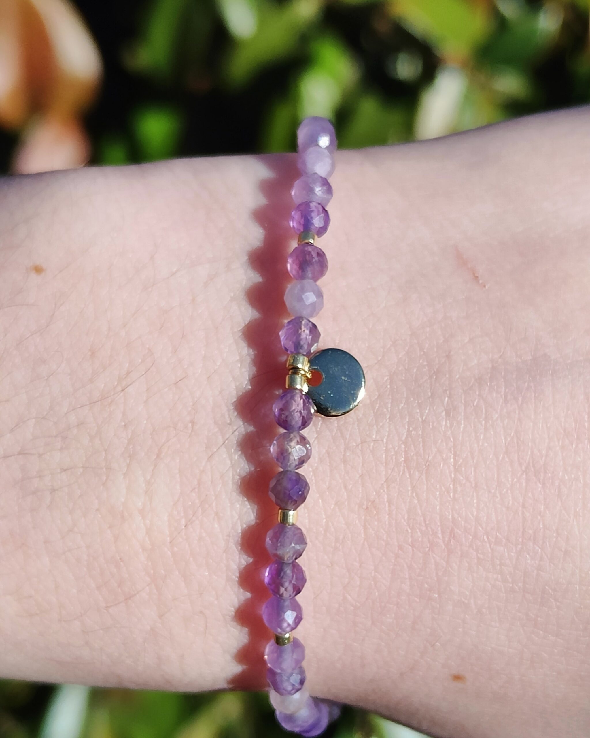 Fontenilles, Toulouse, L'Isle jourdain, Gers, Haute Garonne, souffle zen, bijoux zen, création personnalisée, Bague, Boucle d'oreille, Bracelet, Talisman, Collier, Suspension énergétique, Pendentif, Pierre fine, Pierre naturelle, Création énergétique, Marseille, Lille, Nantes, Bordeaux, Lyon, Nice, Montpellier, Strasbourg, Paris