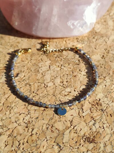 Fontenilles, Toulouse, L'Isle jourdain, Gers, Haute Garonne, souffle zen, bijoux zen, création personnalisée, Bague, Boucle d'oreille, Bracelet, Talisman, Collier, Suspension énergétique, Pendentif, Pierre fine, Pierre naturelle, Création énergétique, Marseille, Lille, Nantes, Bordeaux, Lyon, Nice, Montpellier, Strasbourg, Paris