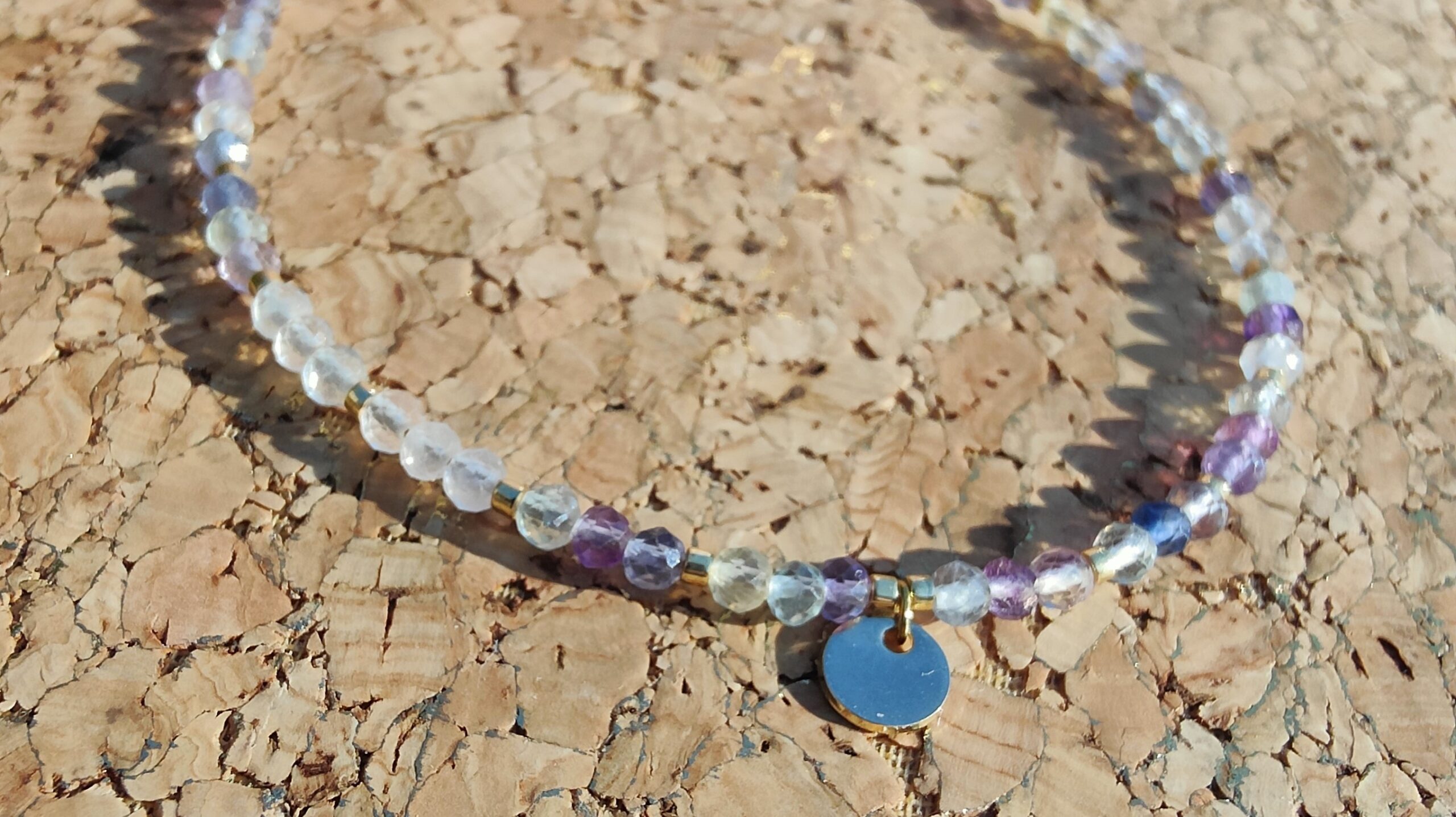 Fontenilles, Toulouse, L'Isle jourdain, Gers, Haute Garonne, souffle zen, bijoux zen, création personnalisée, Bague, Boucle d'oreille, Bracelet, Talisman, Collier, Suspension énergétique, Pendentif, Pierre fine, Pierre naturelle, Création énergétique, Marseille, Lille, Nantes, Bordeaux, Lyon, Nice, Montpellier, Strasbourg, Paris