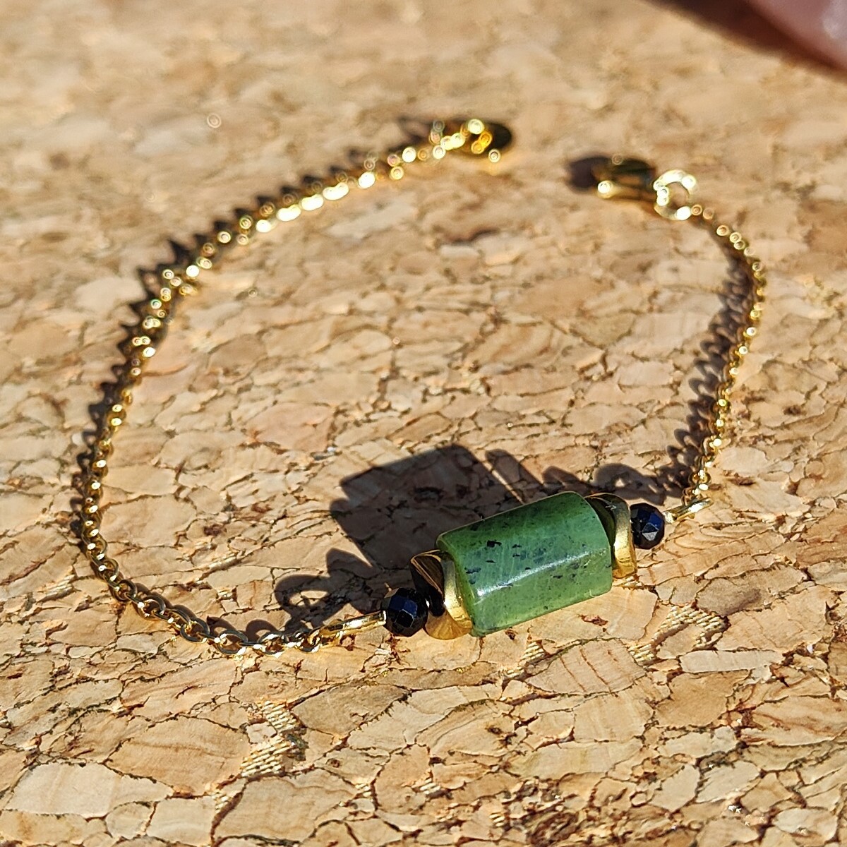 Fontenilles, Toulouse, L'Isle jourdain, Gers, Haute Garonne, souffle zen, bijoux zen, création personnalisée, Bague, Boucle d'oreille, Bracelet, Talisman, Collier, Suspension énergétique, Pendentif, Pierre fine, Pierre naturelle, Création énergétique, Marseille, Lille, Nantes, Bordeaux, Lyon, Nice, Montpellier, Strasbourg, Paris