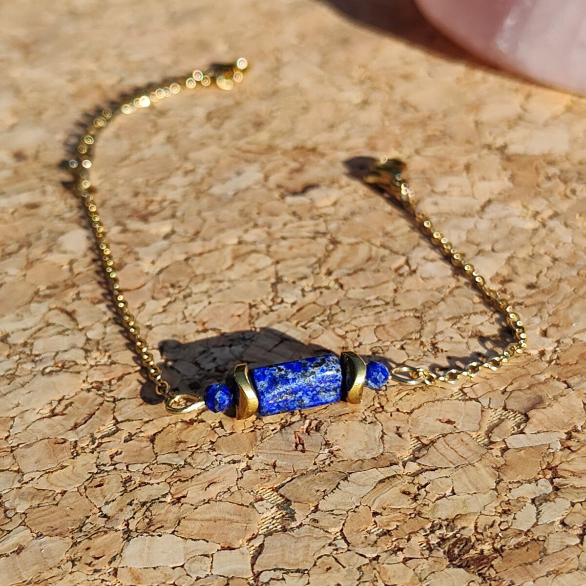 Fontenilles, Toulouse, L'Isle jourdain, Gers, Haute Garonne, souffle zen, bijoux zen, création personnalisée, Bague, Boucle d'oreille, Bracelet, Talisman, Collier, Suspension énergétique, Pendentif, Pierre fine, Pierre naturelle, Création énergétique, Marseille, Lille, Nantes, Bordeaux, Lyon, Nice, Montpellier, Strasbourg, Paris