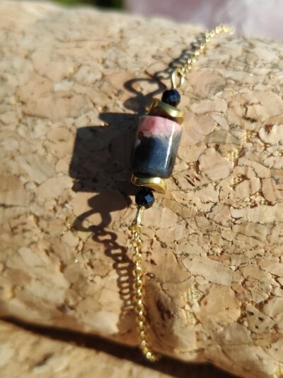 Fontenilles, Toulouse, L'Isle jourdain, Gers, Haute Garonne, souffle zen, bijoux zen, création personnalisée, Bague, Boucle d'oreille, Bracelet, Talisman, Collier, Suspension énergétique, Pendentif, Pierre fine, Pierre naturelle, Création énergétique, Marseille, Lille, Nantes, Bordeaux, Lyon, Nice, Montpellier, Strasbourg, Paris