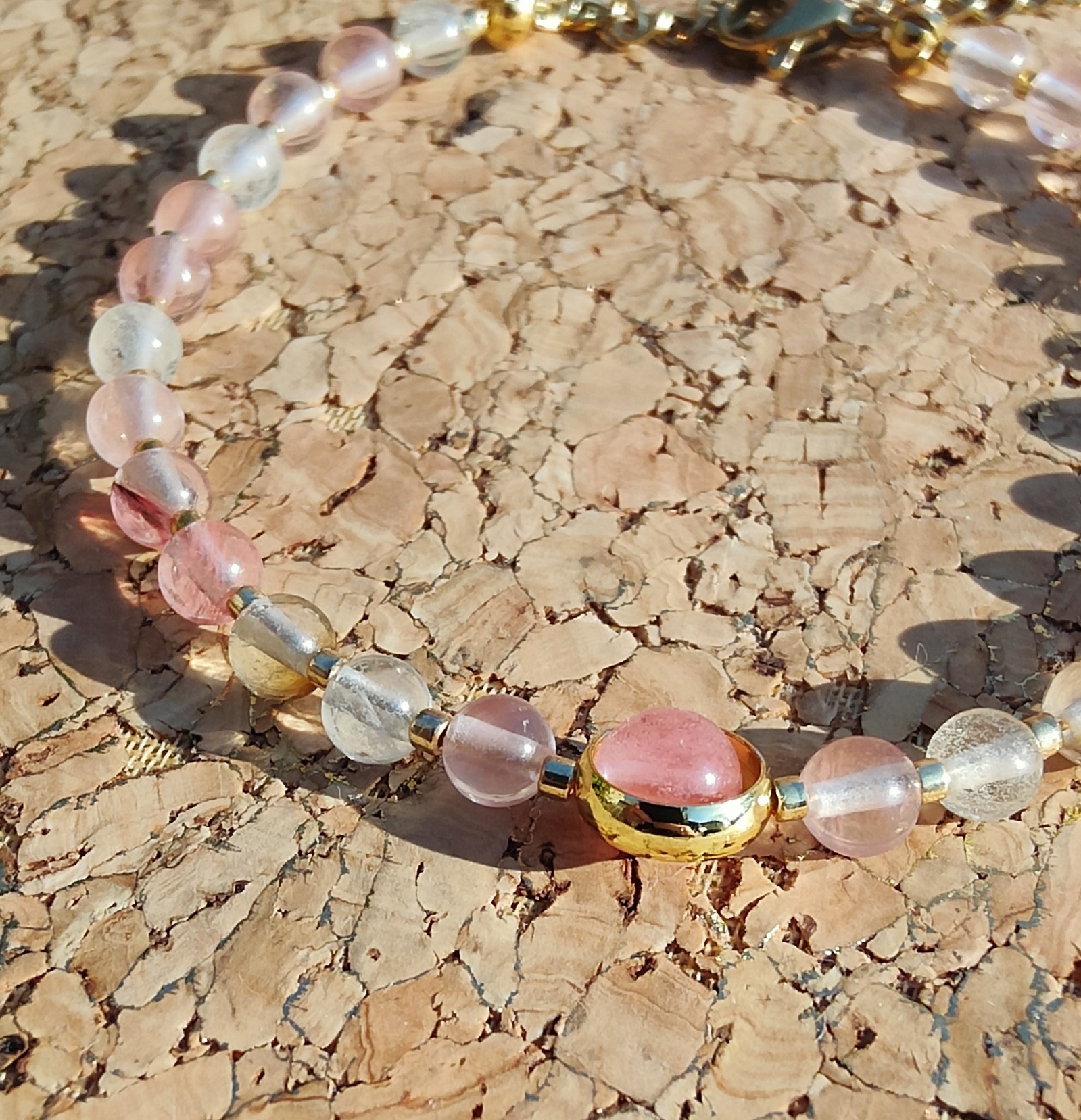 Fontenilles, Toulouse, L'Isle jourdain, Gers, Haute Garonne, souffle zen, bijoux zen, création personnalisée, Bague, Boucle d'oreille, Bracelet, Talisman, Collier, Suspension énergétique, Pendentif, Pierre fine, Pierre naturelle, Création énergétique, Marseille, Lille, Nantes, Bordeaux, Lyon, Nice, Montpellier, Strasbourg, Paris