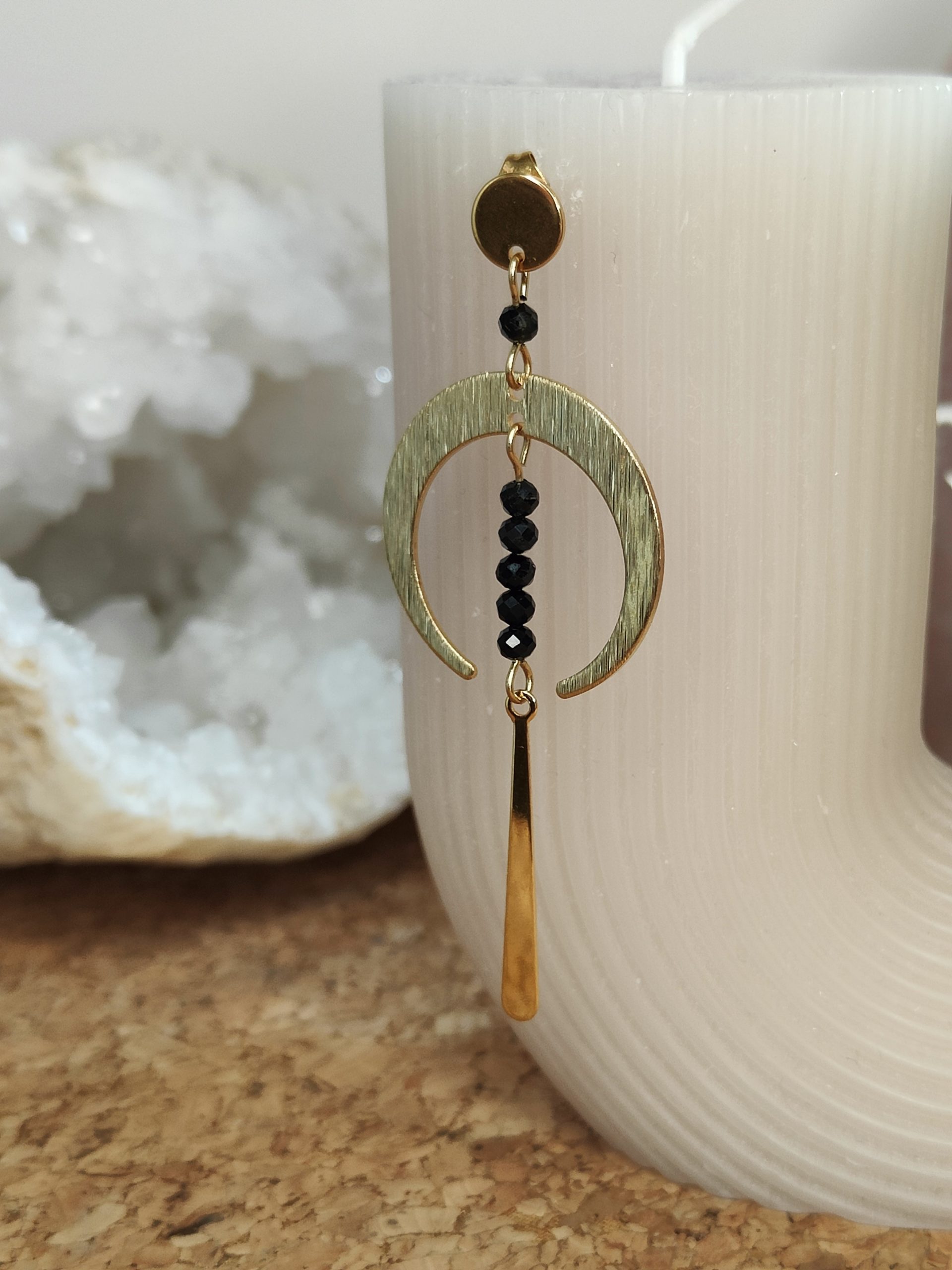 Fontenilles, Toulouse, L'Isle jourdain, Gers, Haute Garonne, souffle zen, bijoux zen, création personnalisée, Bague, Boucle d'oreille, Bracelet, Talisman, Collier, Suspension énergétique, Pendentif, Pierre fine, Pierre naturelle, Création énergétique, Marseille, Lille, Nantes, Bordeaux, Lyon, Nice, Montpellier, Strasbourg, Paris