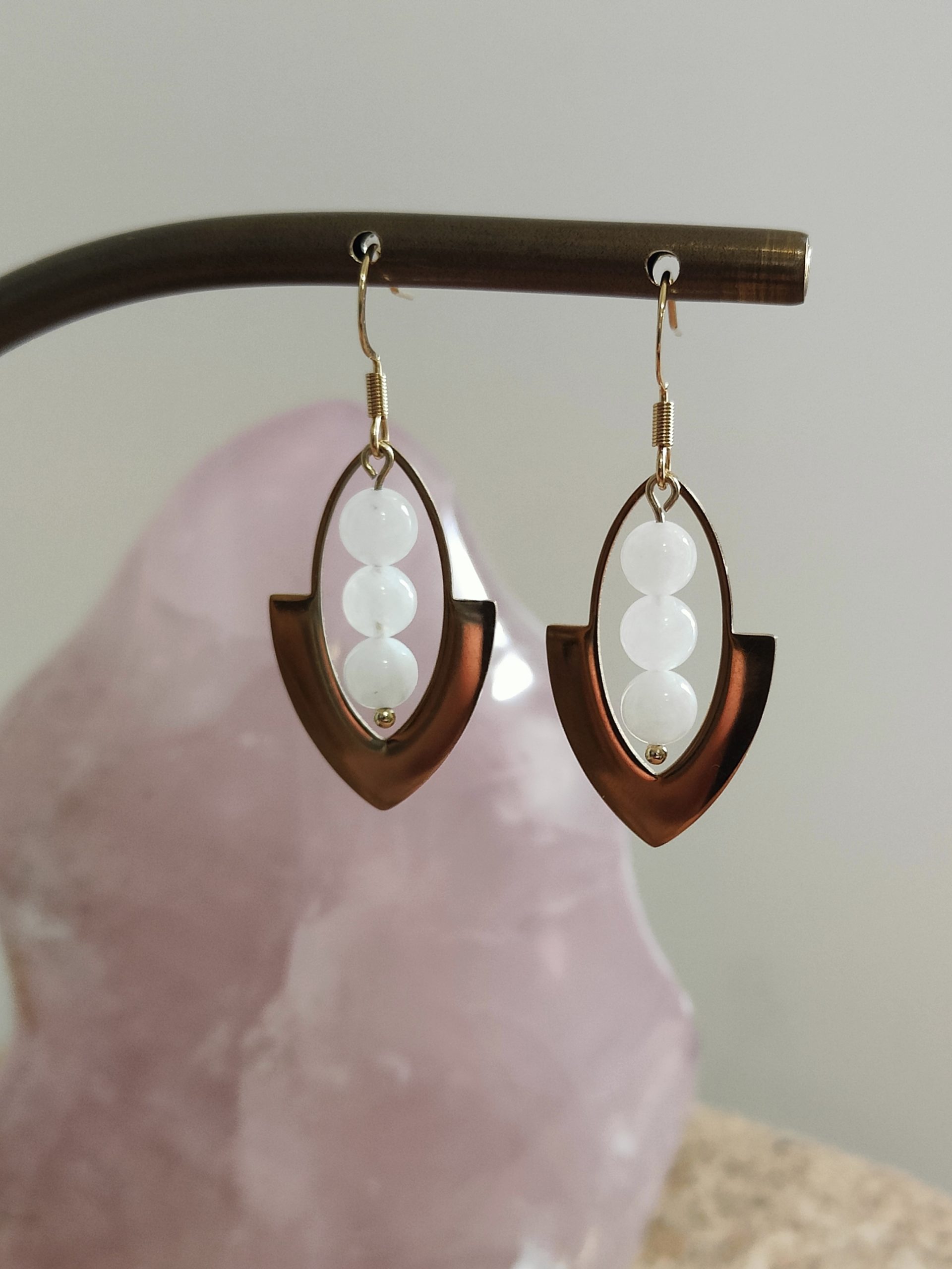 Fontenilles, Toulouse, L'Isle jourdain, Gers, Haute Garonne, souffle zen, bijoux zen, création personnalisée, Bague, Boucle d'oreille, Bracelet, Talisman, Collier, Suspension énergétique, Pendentif, Pierre fine, Pierre naturelle, Création énergétique, Marseille, Lille, Nantes, Bordeaux, Lyon, Nice, Montpellier, Strasbourg, Paris