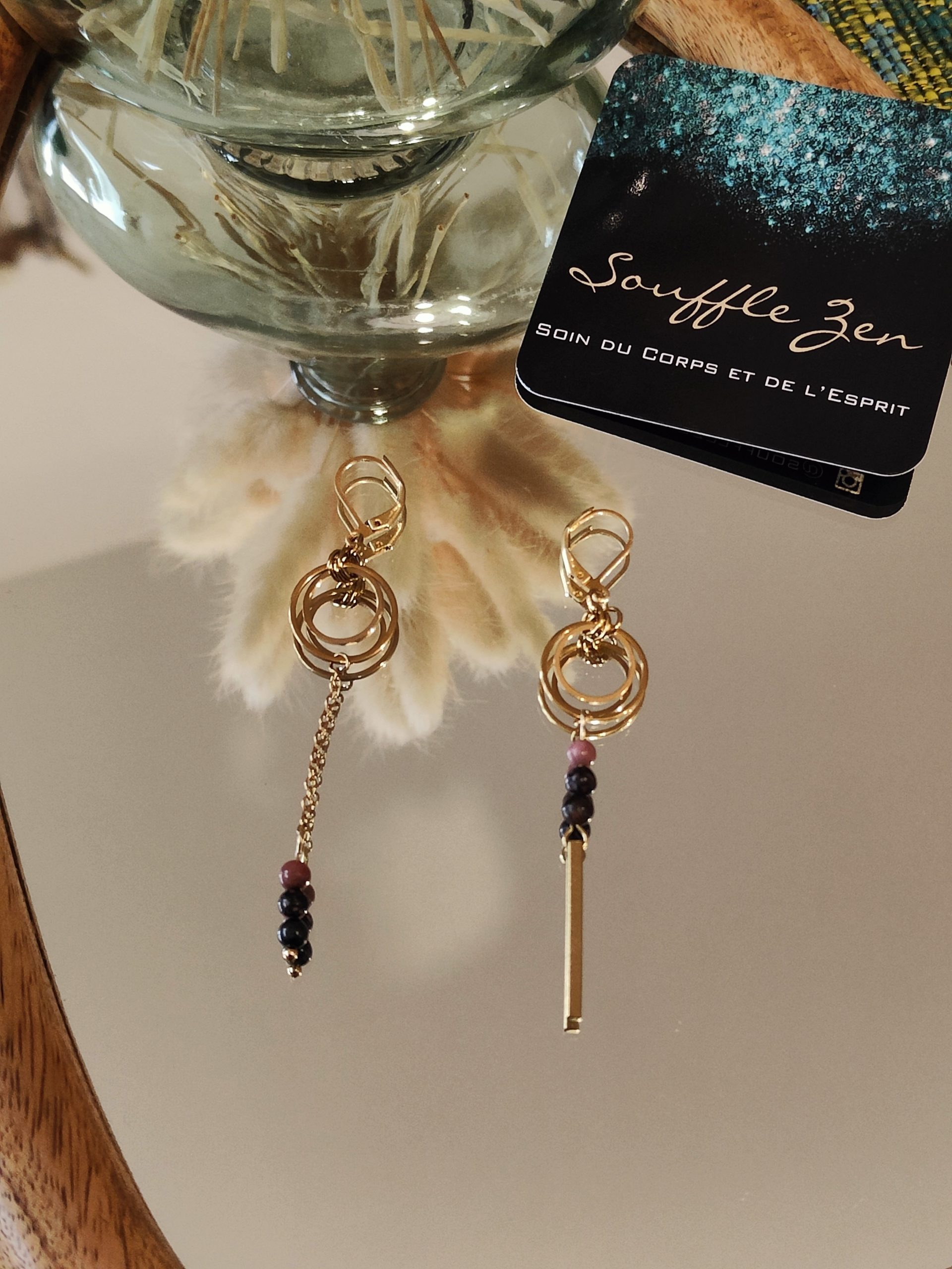 Fontenilles, Toulouse, L'Isle jourdain, Gers, Haute Garonne, souffle zen, bijoux zen, création personnalisée, Bague, Boucle d'oreille, Bracelet, Talisman, Collier, Suspension énergétique, Pendentif, Pierre fine, Pierre naturelle, Création énergétique, Marseille, Lille, Nantes, Bordeaux, Lyon, Nice, Montpellier, Strasbourg, Paris